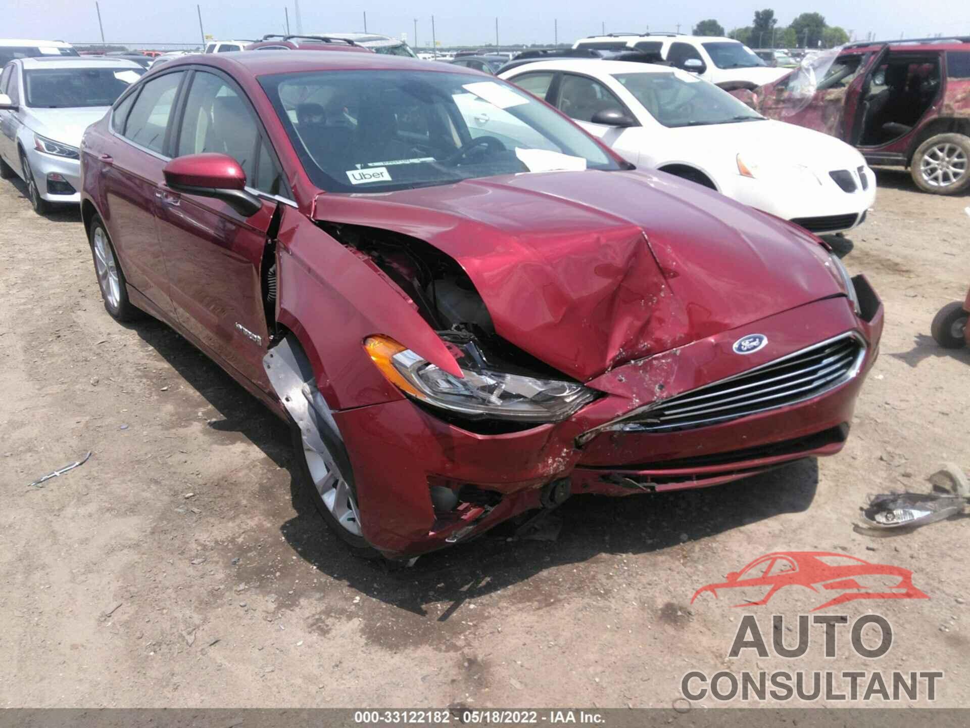 FORD FUSION HYBRID 2019 - 3FA6P0LU3KR240818