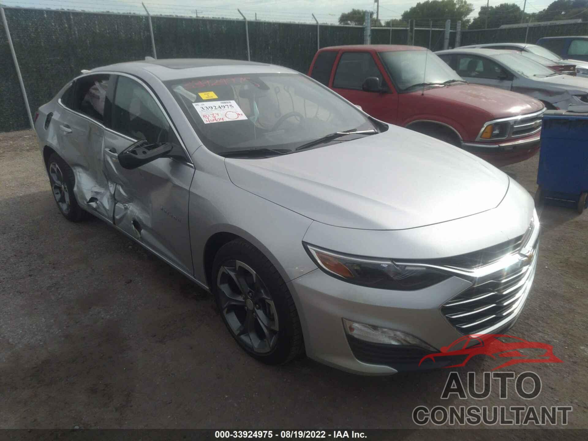 CHEVROLET MALIBU 2021 - 1G1ZD5ST7MF023920