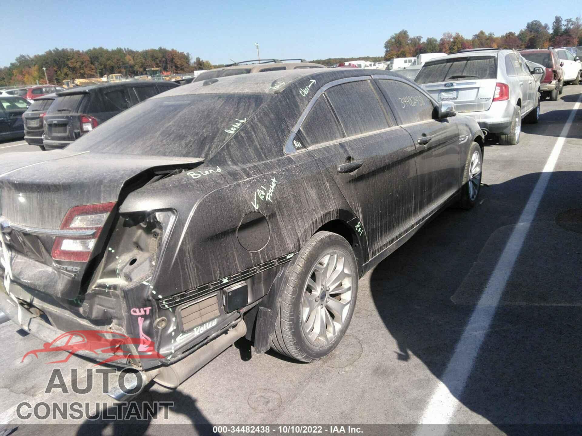 FORD TAURUS 2017 - 1FAHP2F85HG113202