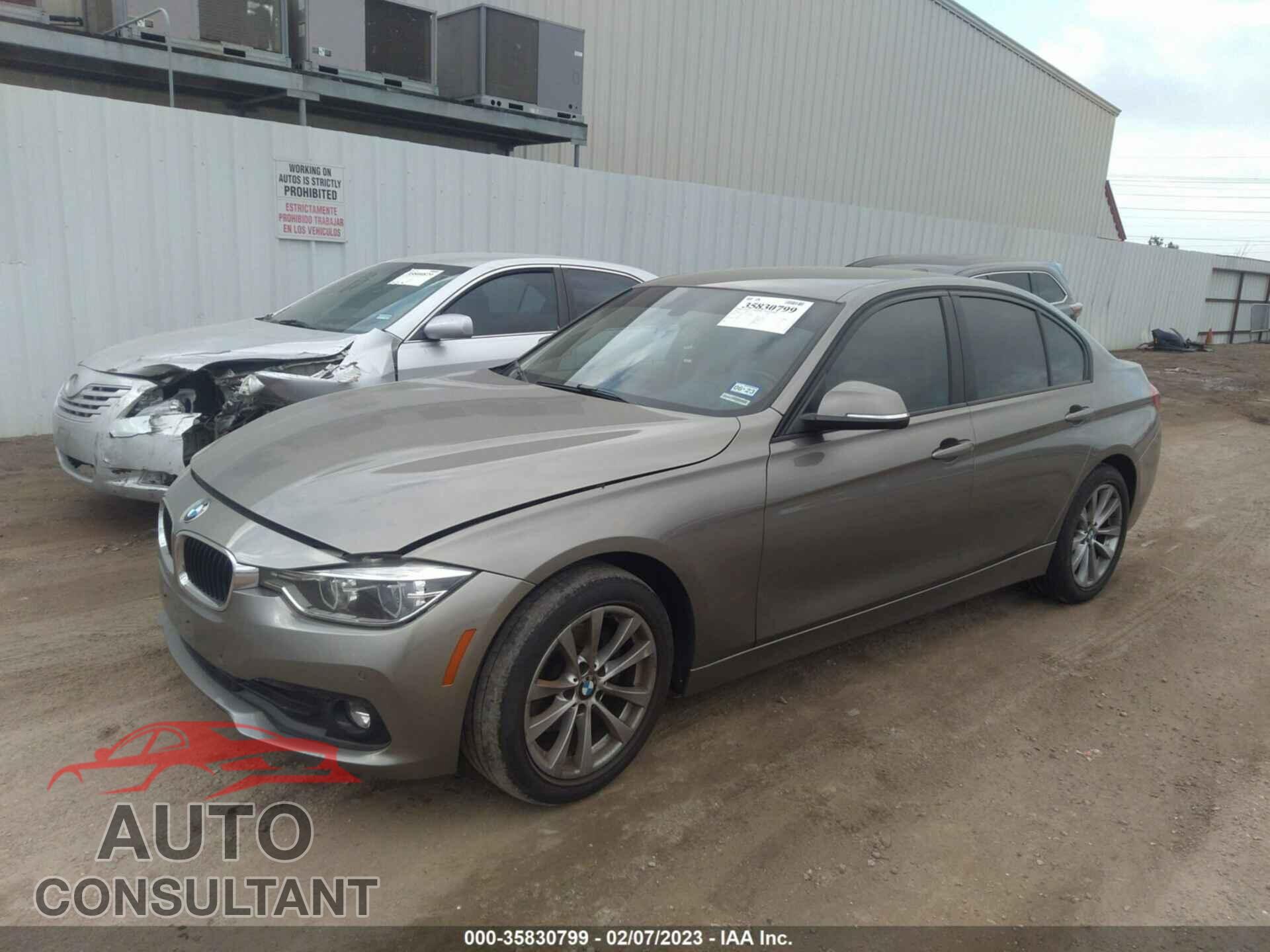 BMW 3 SERIES 2016 - WBA8E1G56GNU12364