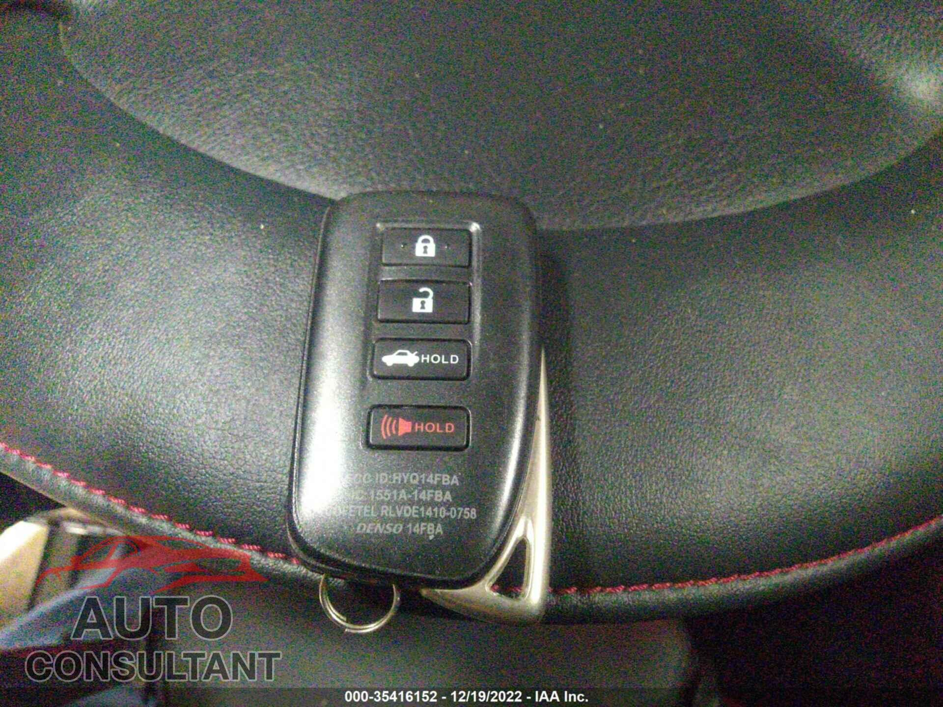 LEXUS IS 2017 - JTHCM1D26H5015814