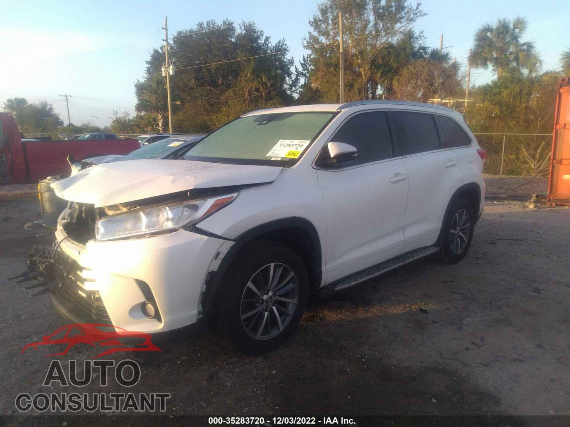 TOYOTA HIGHLANDER 2017 - 5TDKZRFH1HS517879