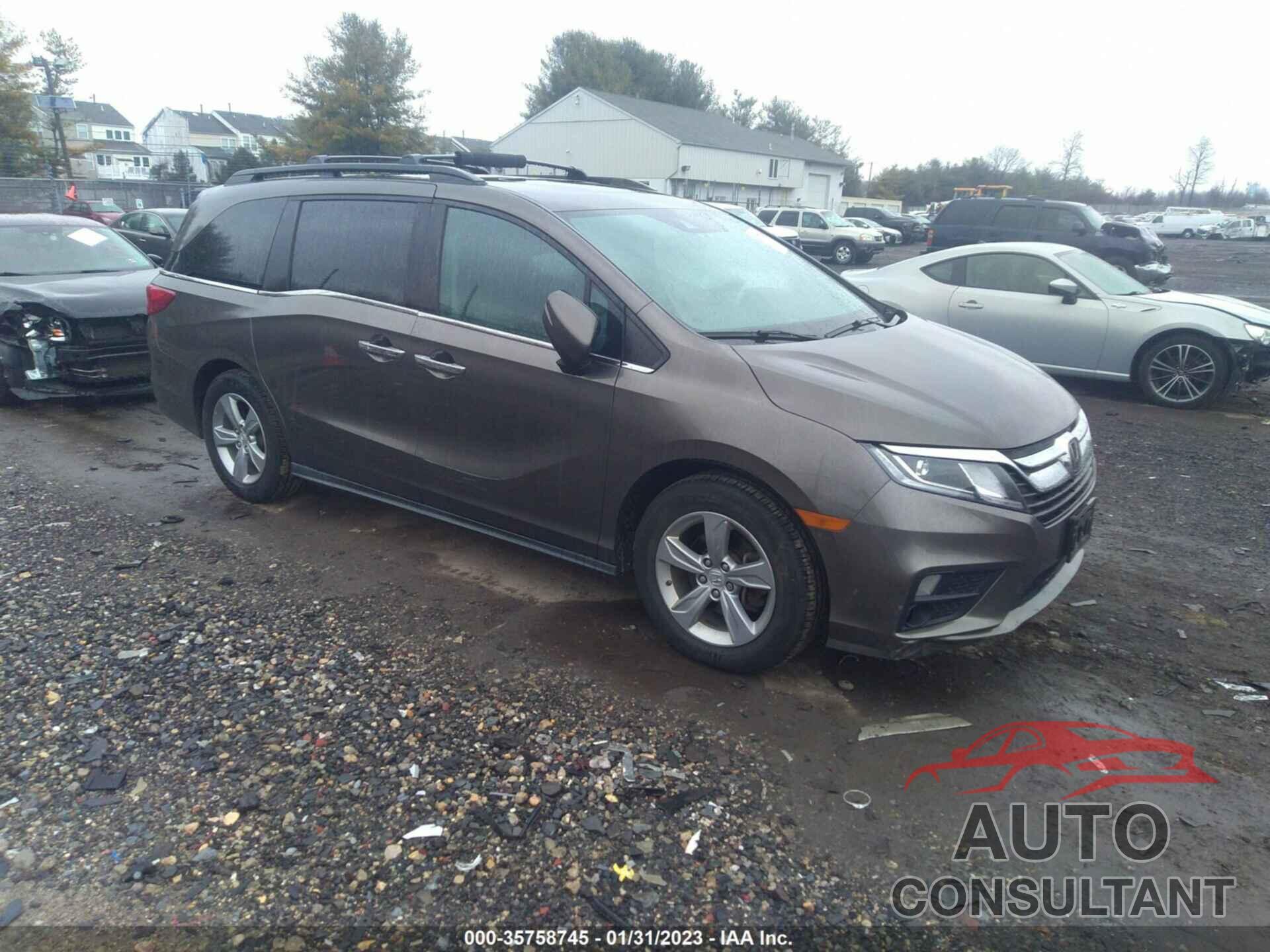 HONDA ODYSSEY 2018 - 5FNRL6H78JB069945