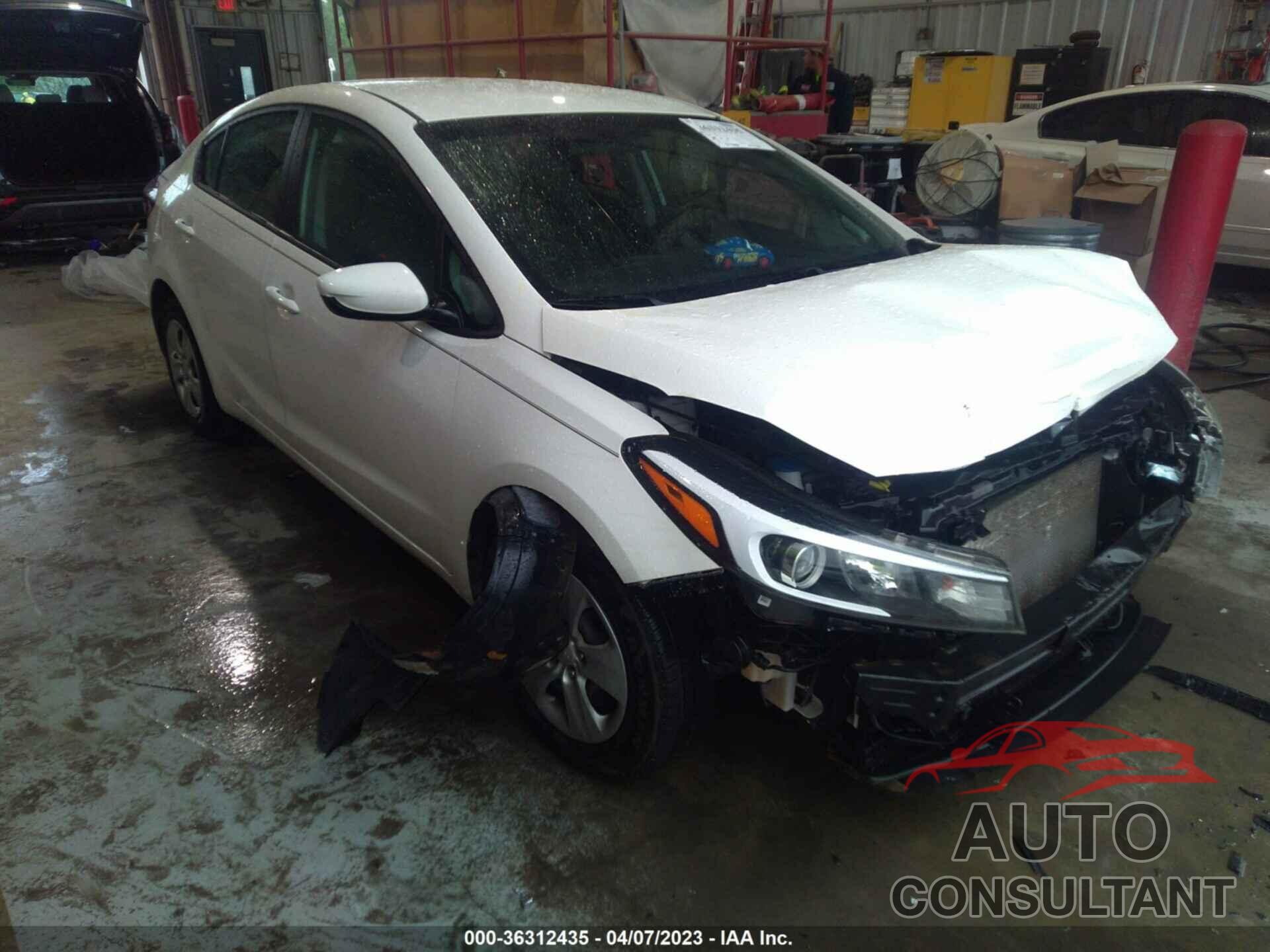 KIA FORTE 2017 - 3KPFK4A77HE027450