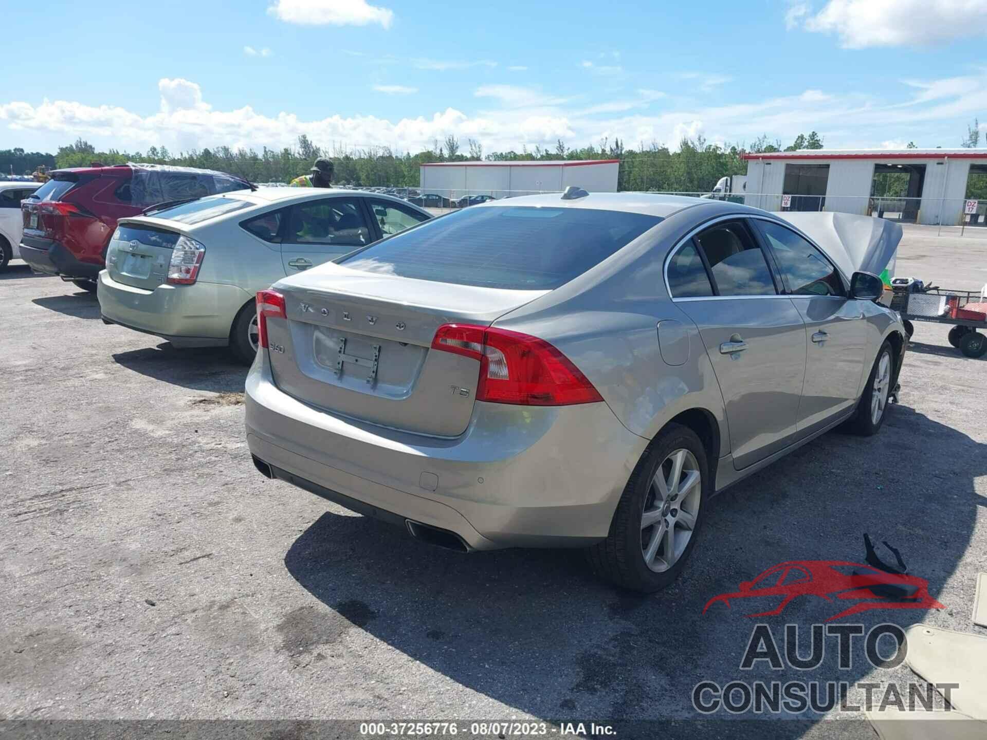 VOLVO S60 2016 - YV126MFK9G2390578