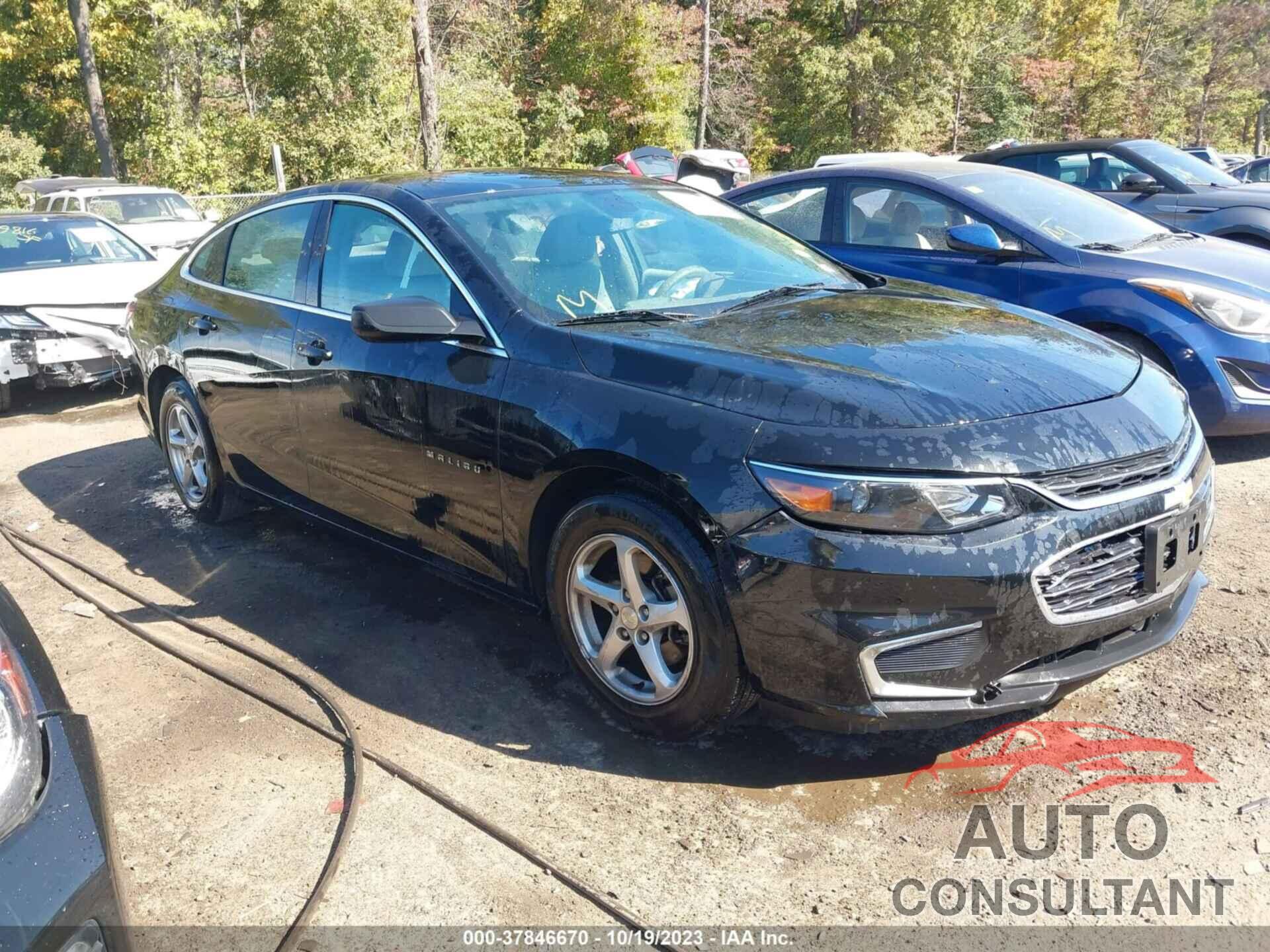 CHEVROLET MALIBU 2017 - 1G1ZB5ST4HF268167