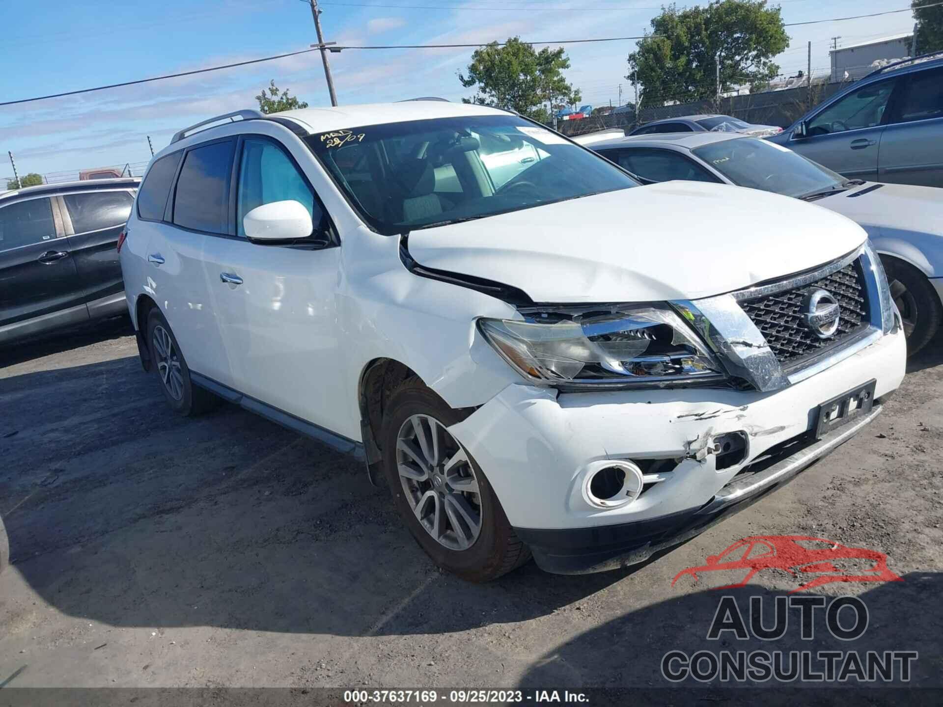 NISSAN PATHFINDER 2016 - 5N1AR2MN3GC608790