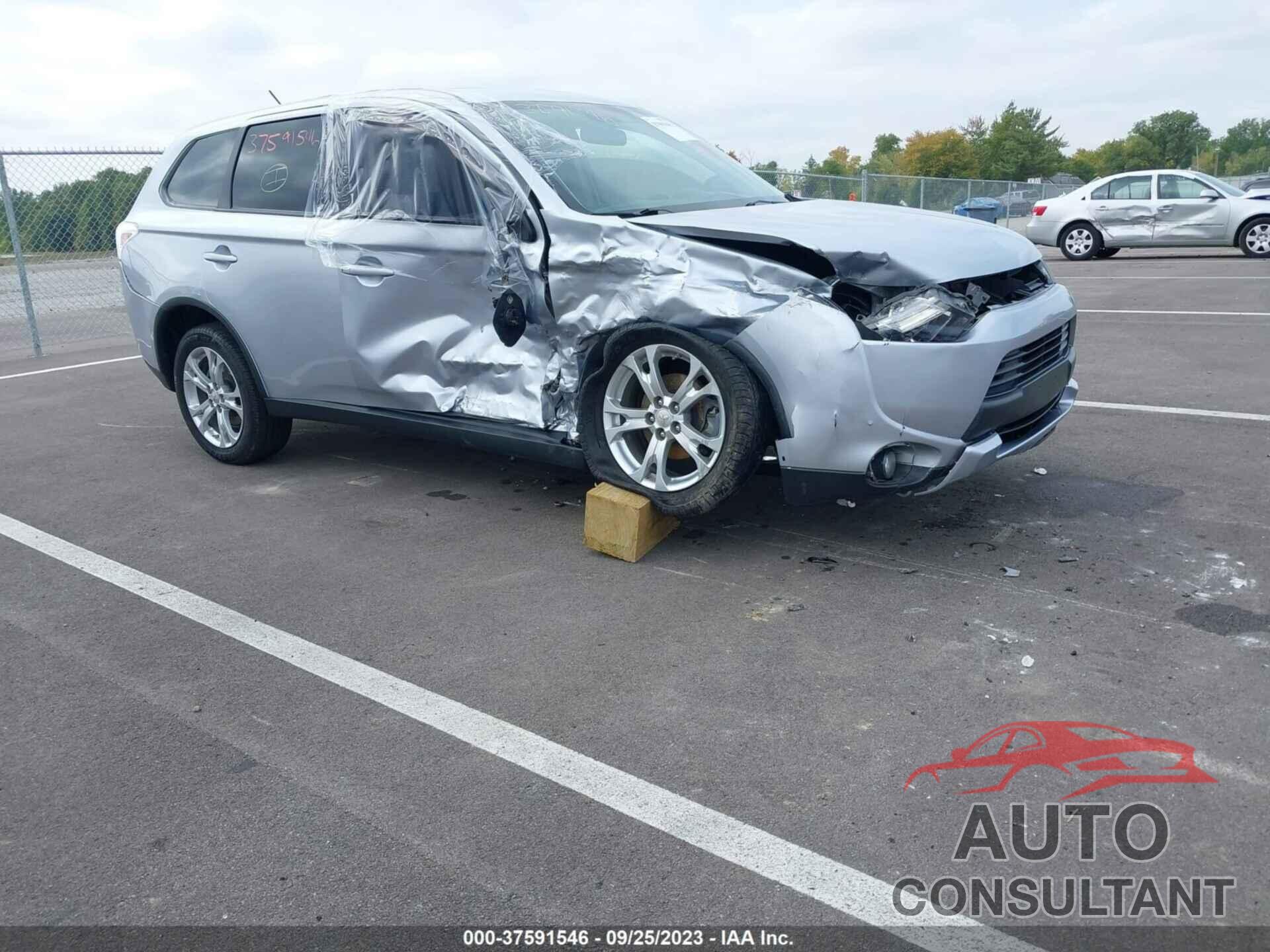 MITSUBISHI OUTLANDER 2015 - JA4AD3A3XFZ013209