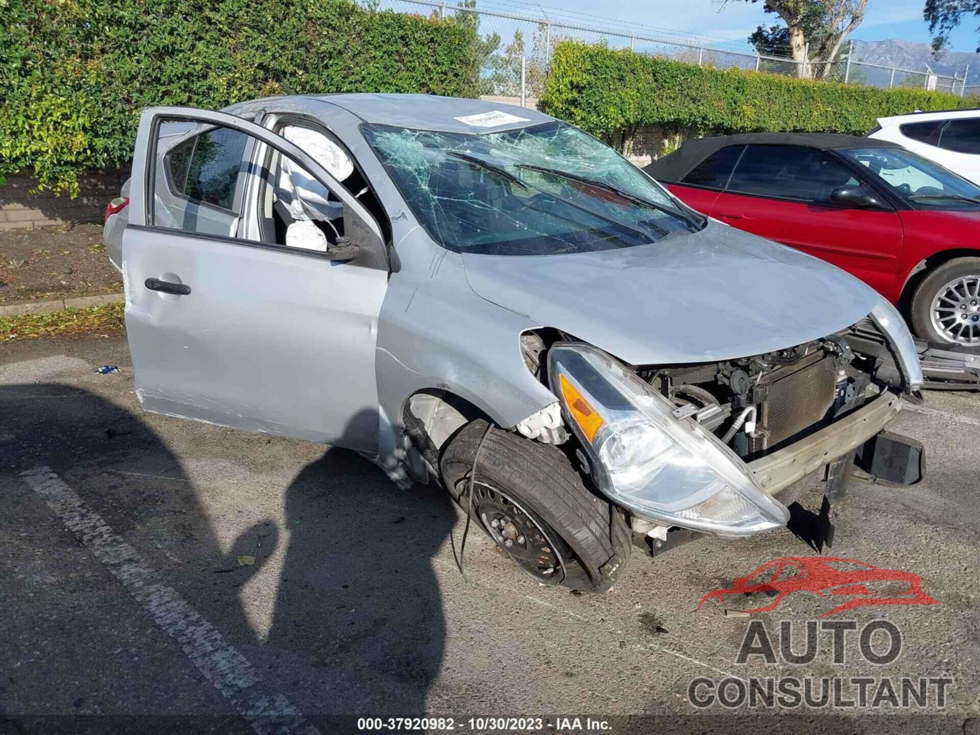 NISSAN VERSA 2015 - 3N1CN7APXFL925953