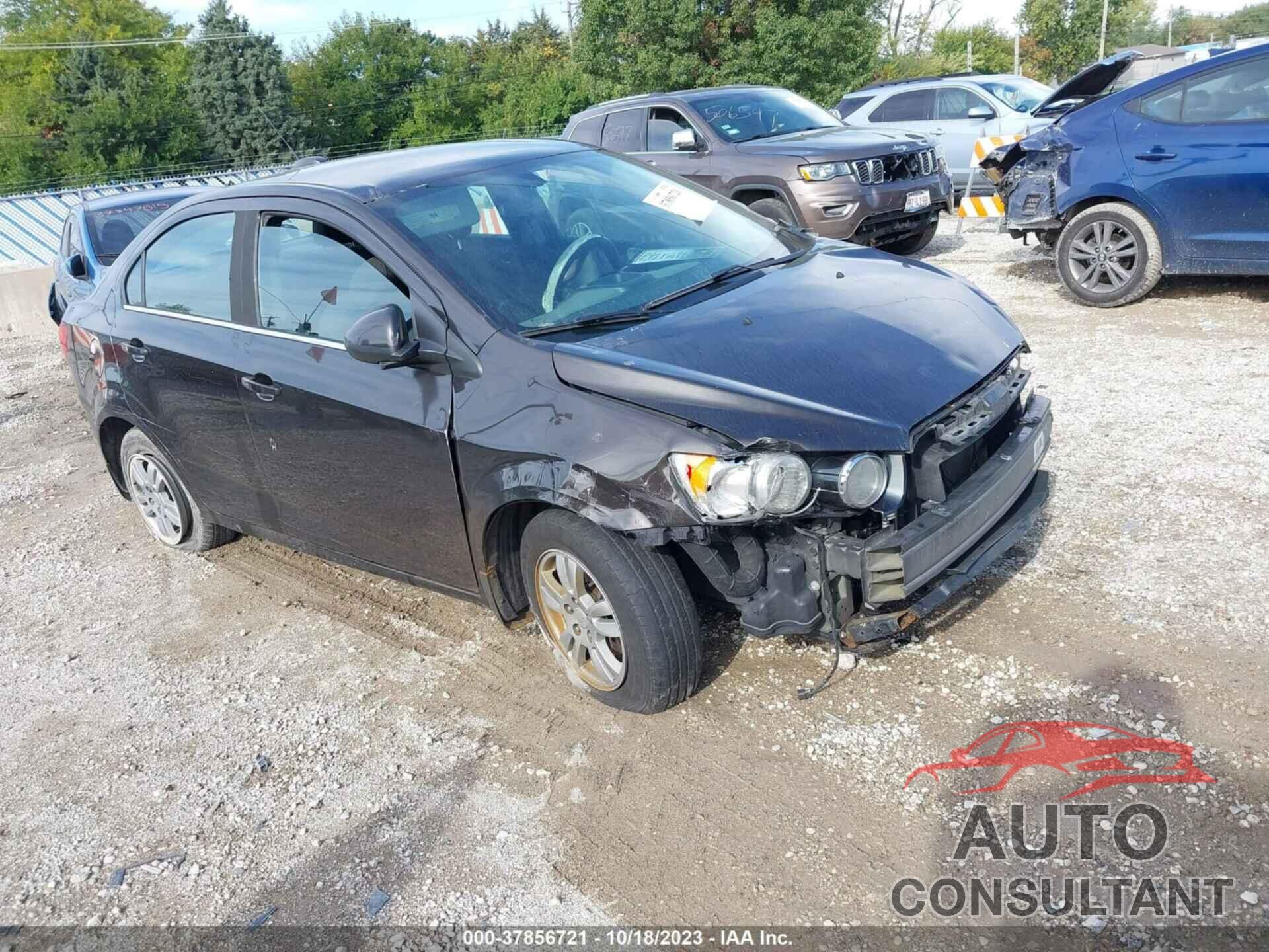 CHEVROLET SONIC 2015 - 1G1JC5SH5F4115831