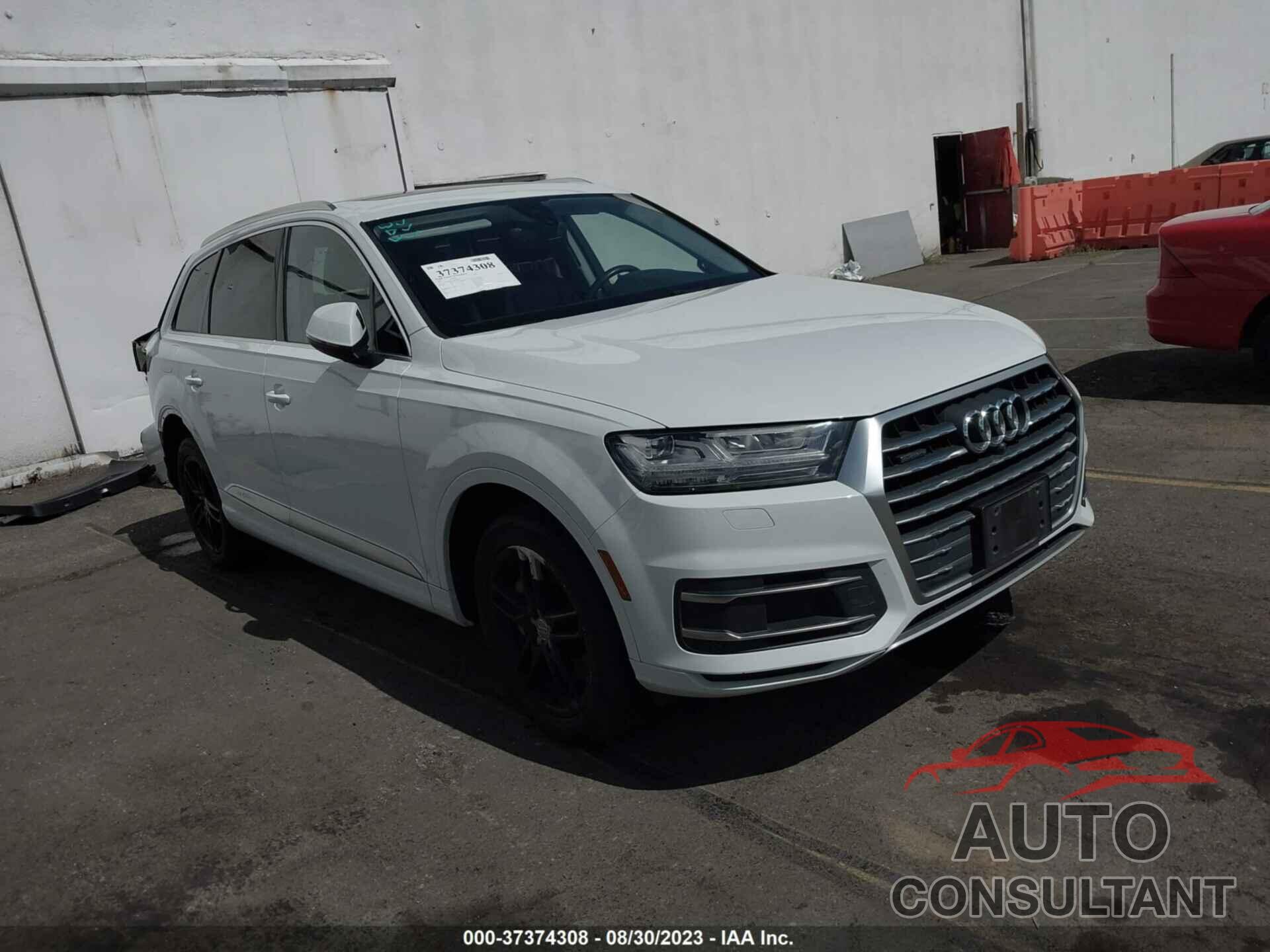 AUDI Q7 2019 - WA1LHAF71KD040285