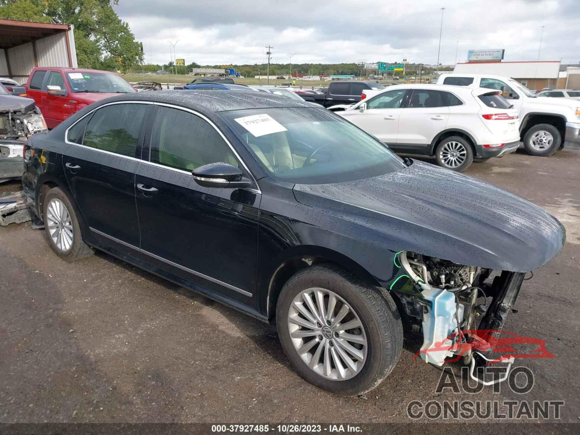 VOLKSWAGEN PASSAT 2016 - 1VWBS7A33GC037005