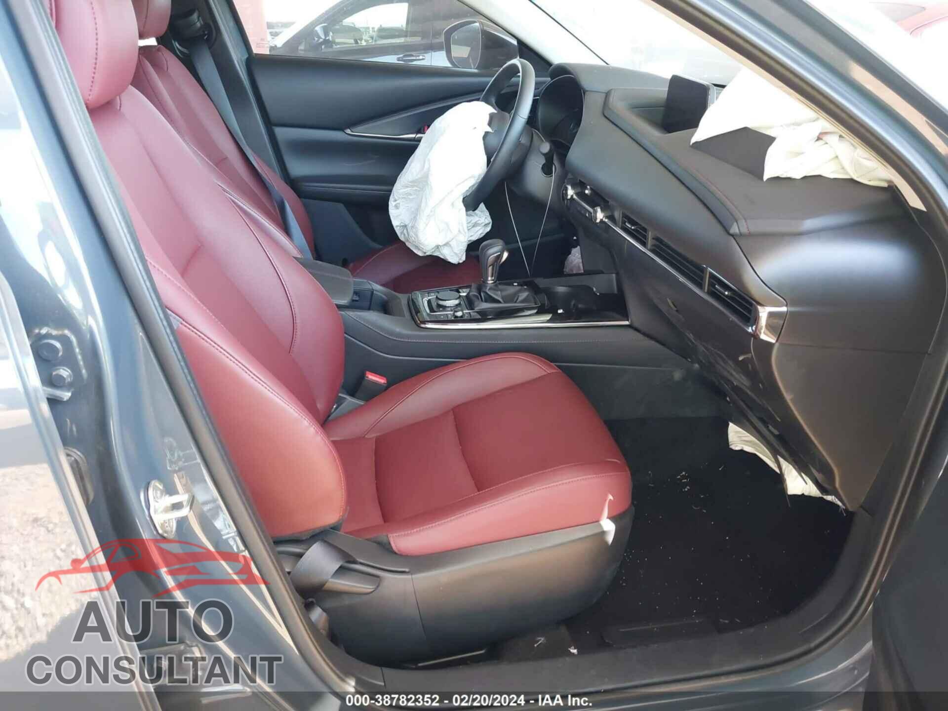 MAZDA CX-30 2023 - 3MVDMBCM6PM552835