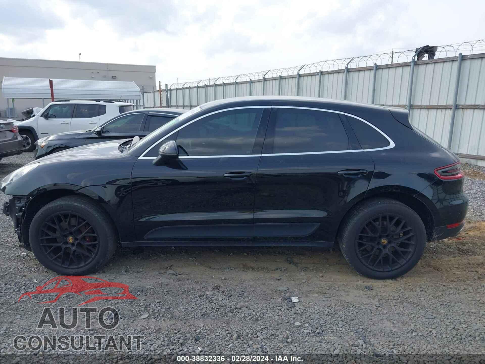 PORSCHE MACAN 2016 - WP1AB2A51GLB41719