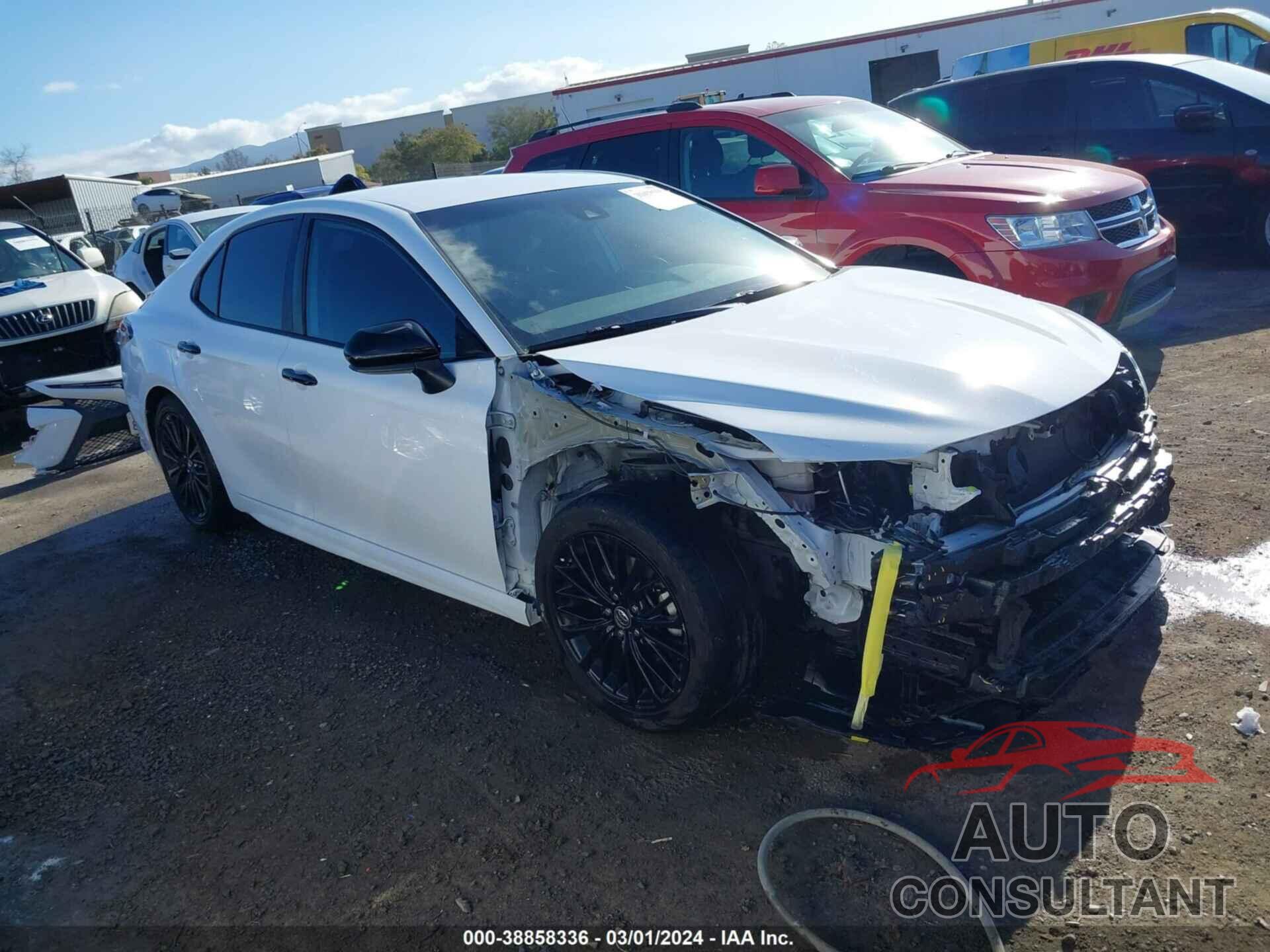 TOYOTA CAMRY 2019 - 4T1B11HK5KU296500