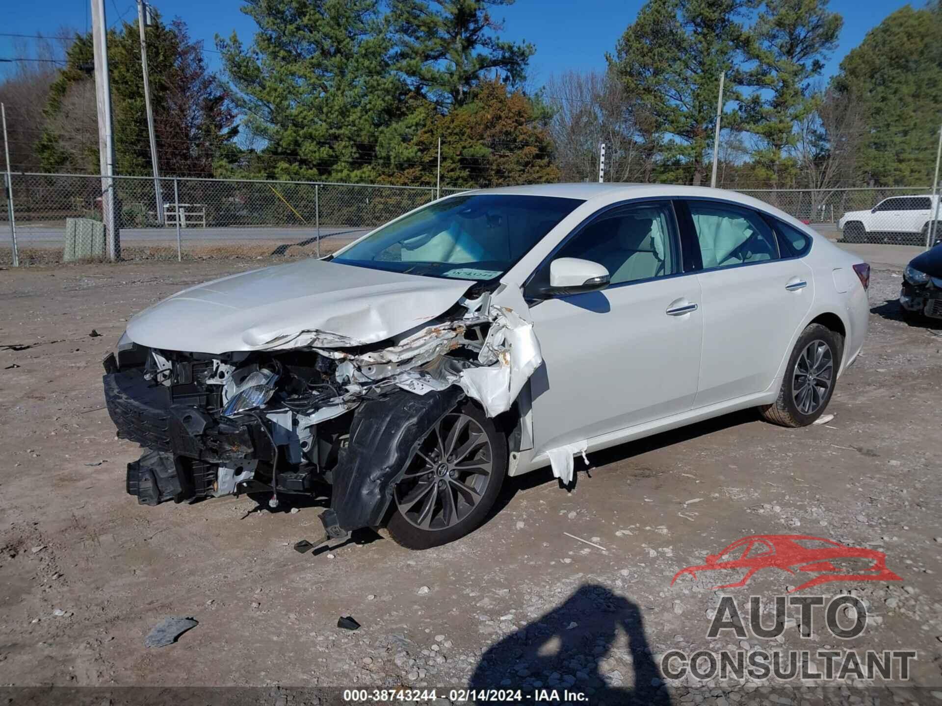 TOYOTA AVALON 2018 - 4T1BK1EB0JU287686