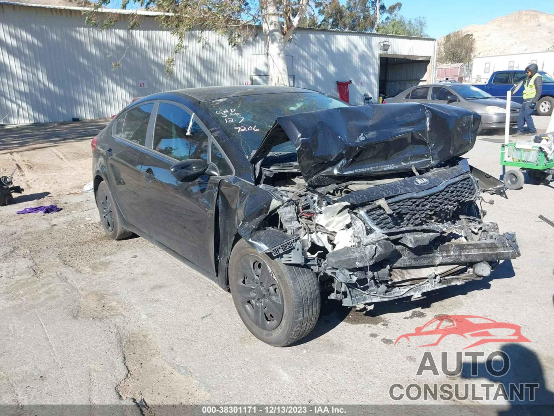 KIA FORTE 2017 - 3KPFK4A72HE059206