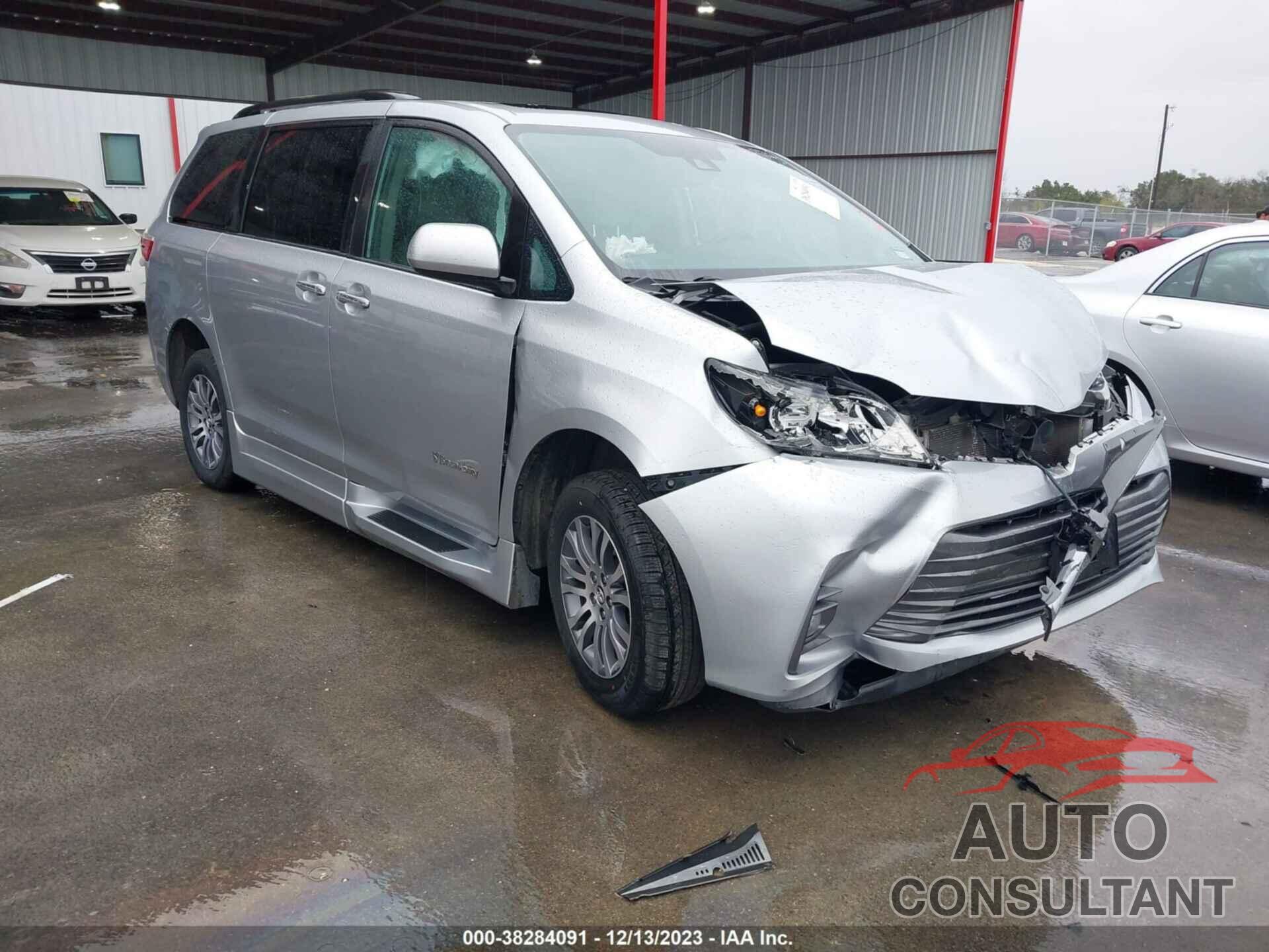 TOYOTA SIENNA 2019 - 5TDYZ3DC0KS009845