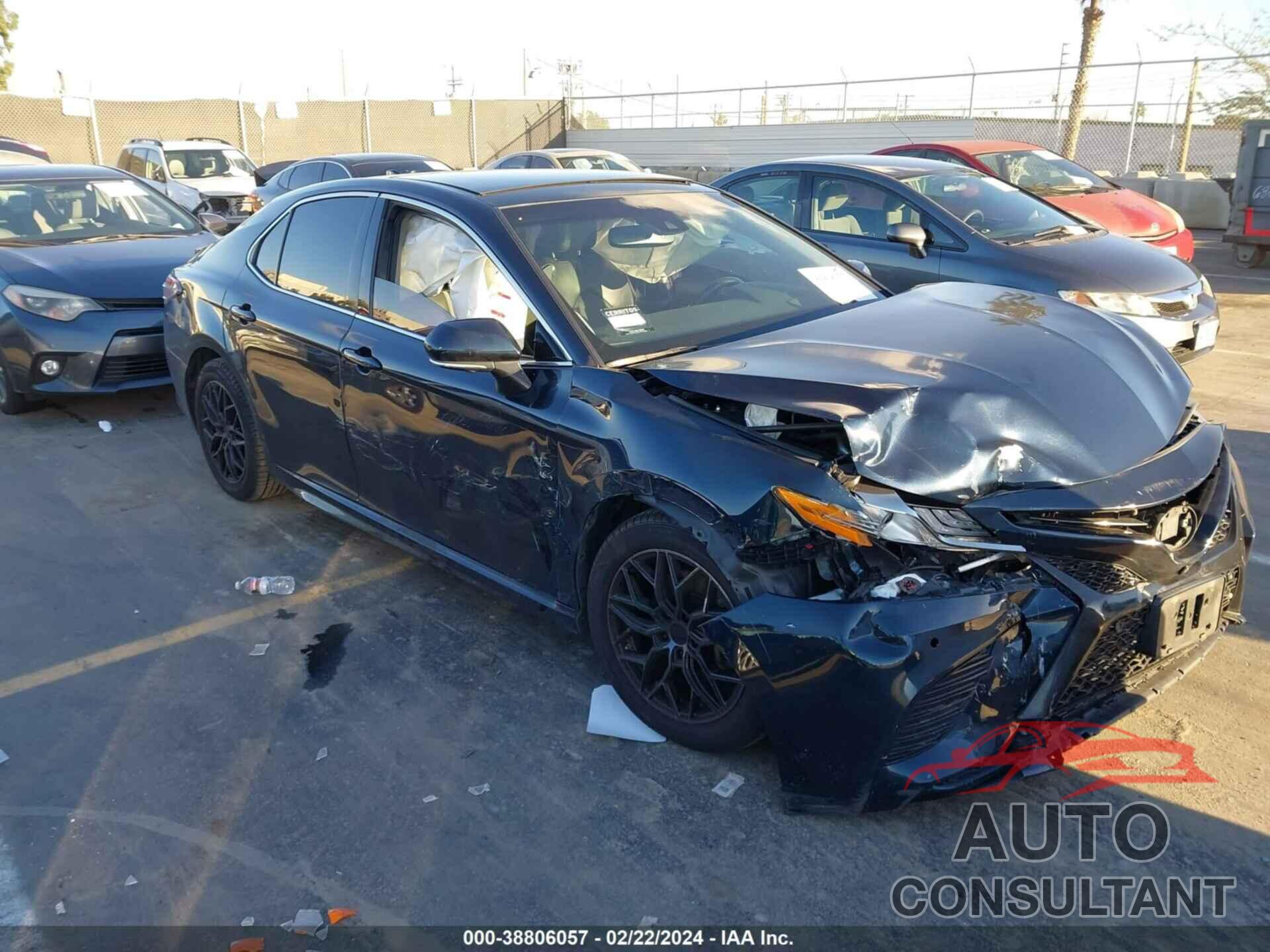 TOYOTA CAMRY 2018 - 4T1BZ1HK8JU504327