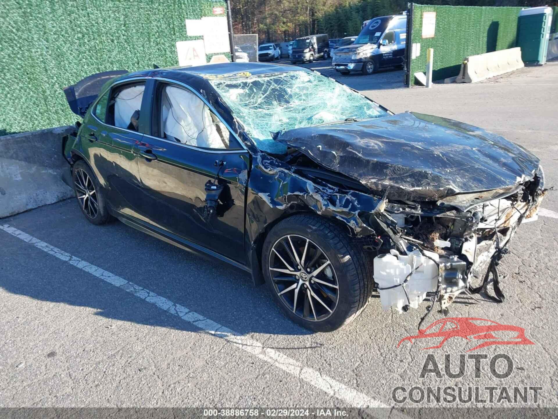 TOYOTA CAMRY 2021 - 4T1G11BK9MU033962