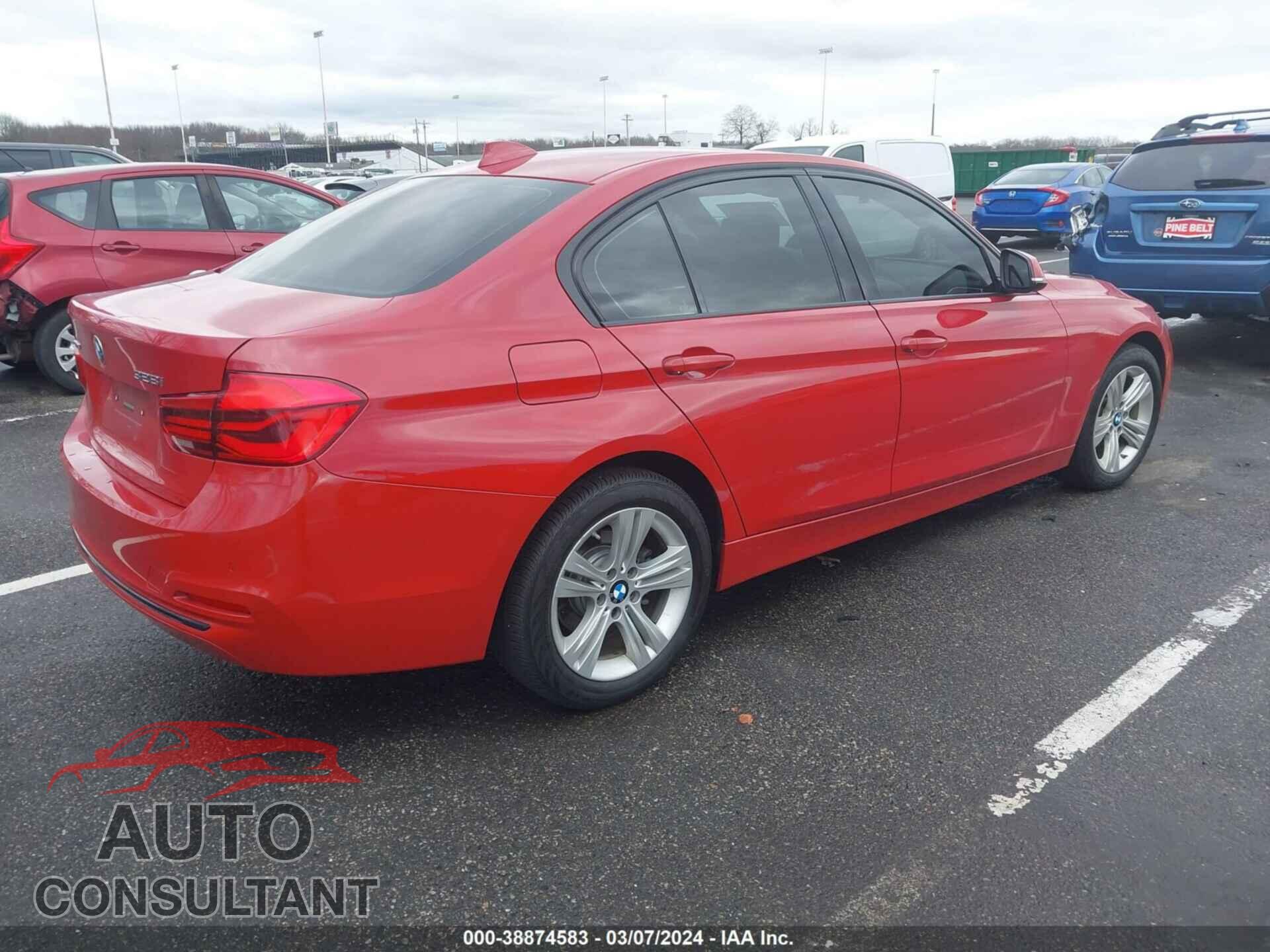 BMW 328I 2016 - WBA8E3G56GNU01103