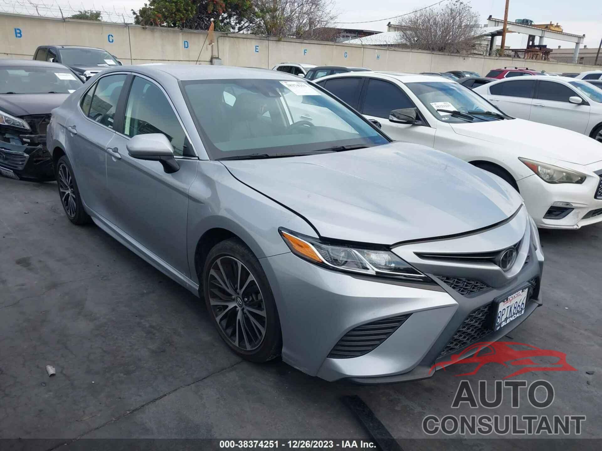 TOYOTA CAMRY 2020 - 4T1G11AK7LU316165