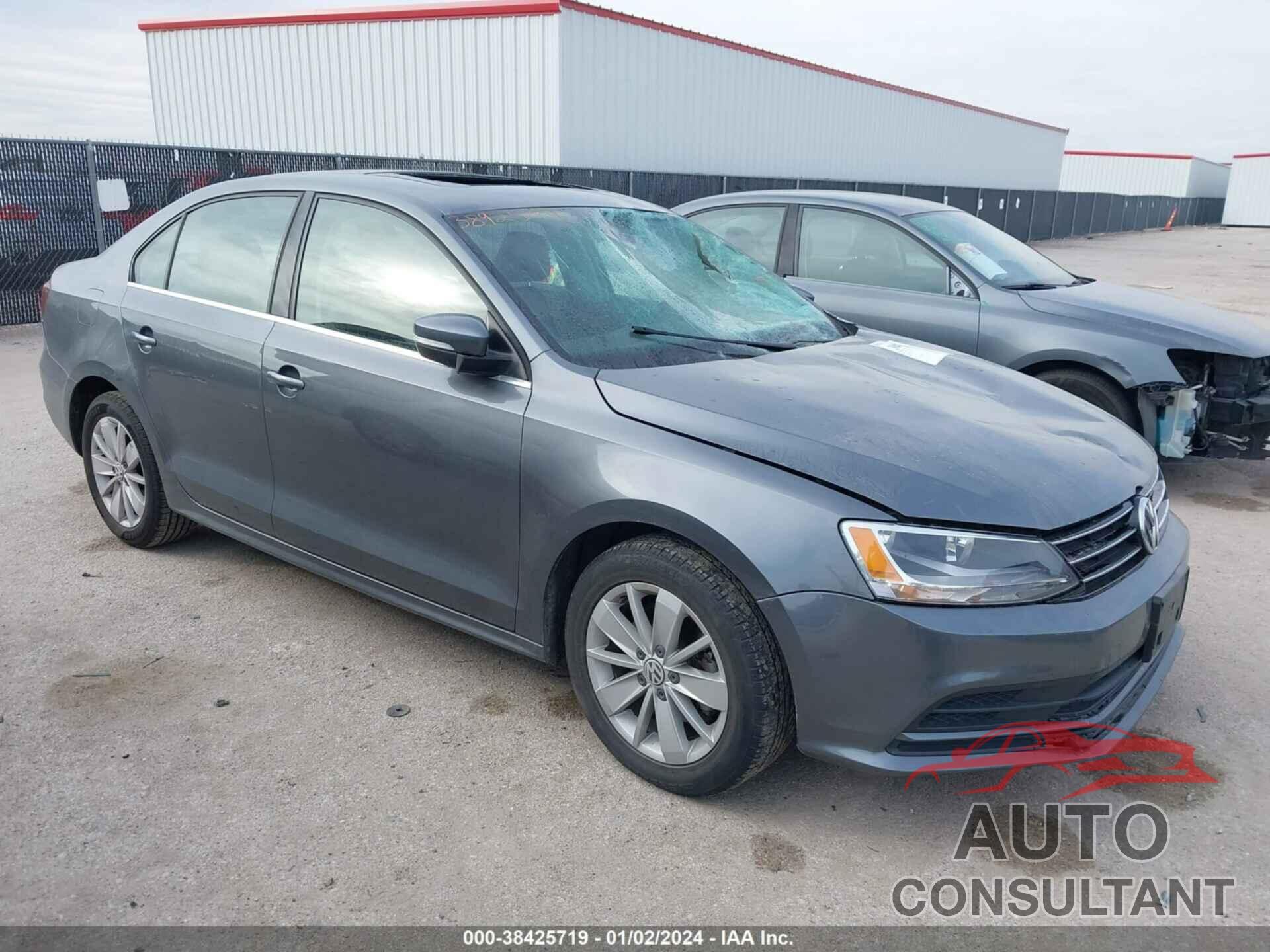 VOLKSWAGEN JETTA 2016 - 3VWD67AJ9GM374708