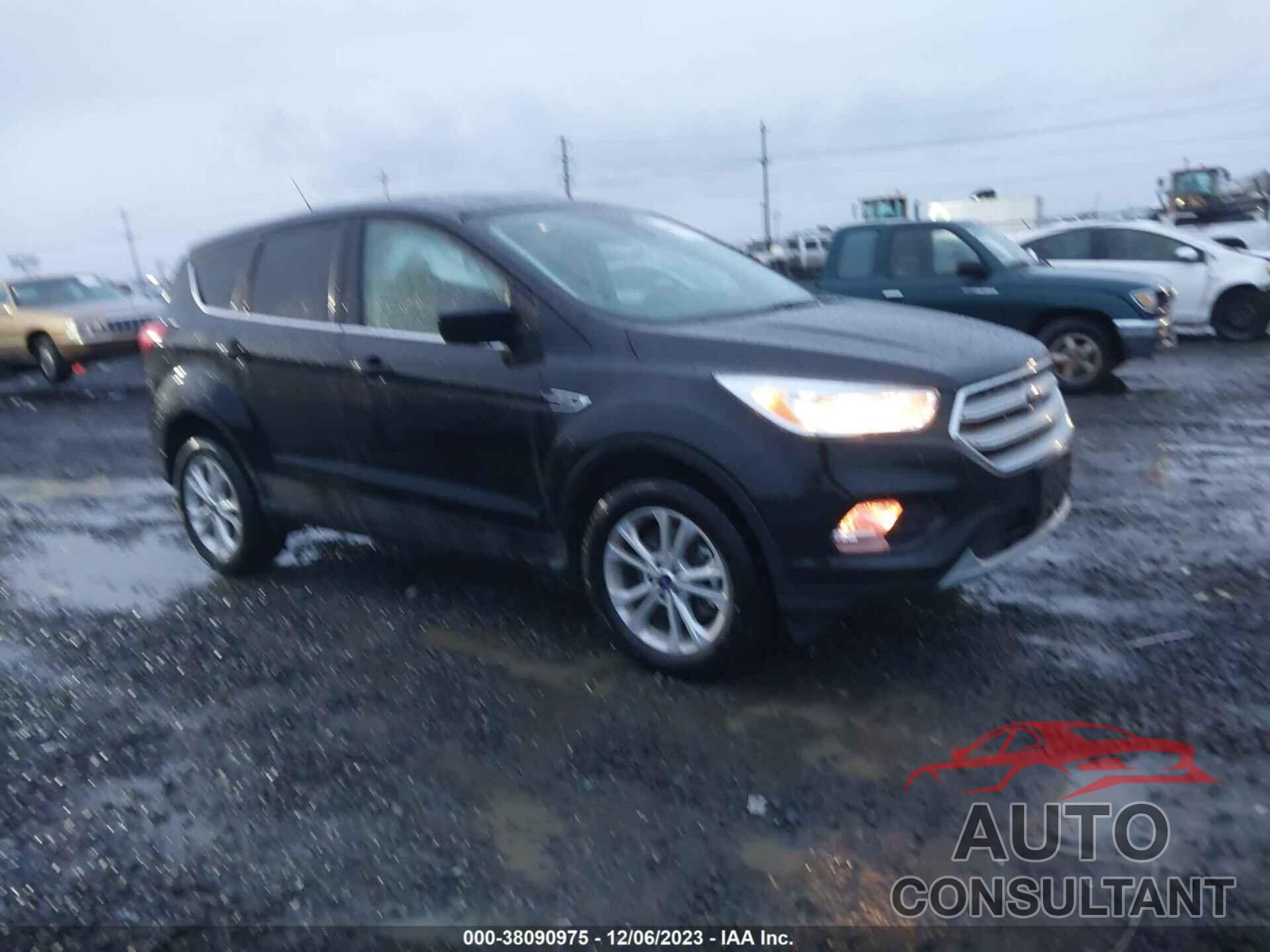 FORD ESCAPE 2019 - 1FMCU9GD1KUB33467