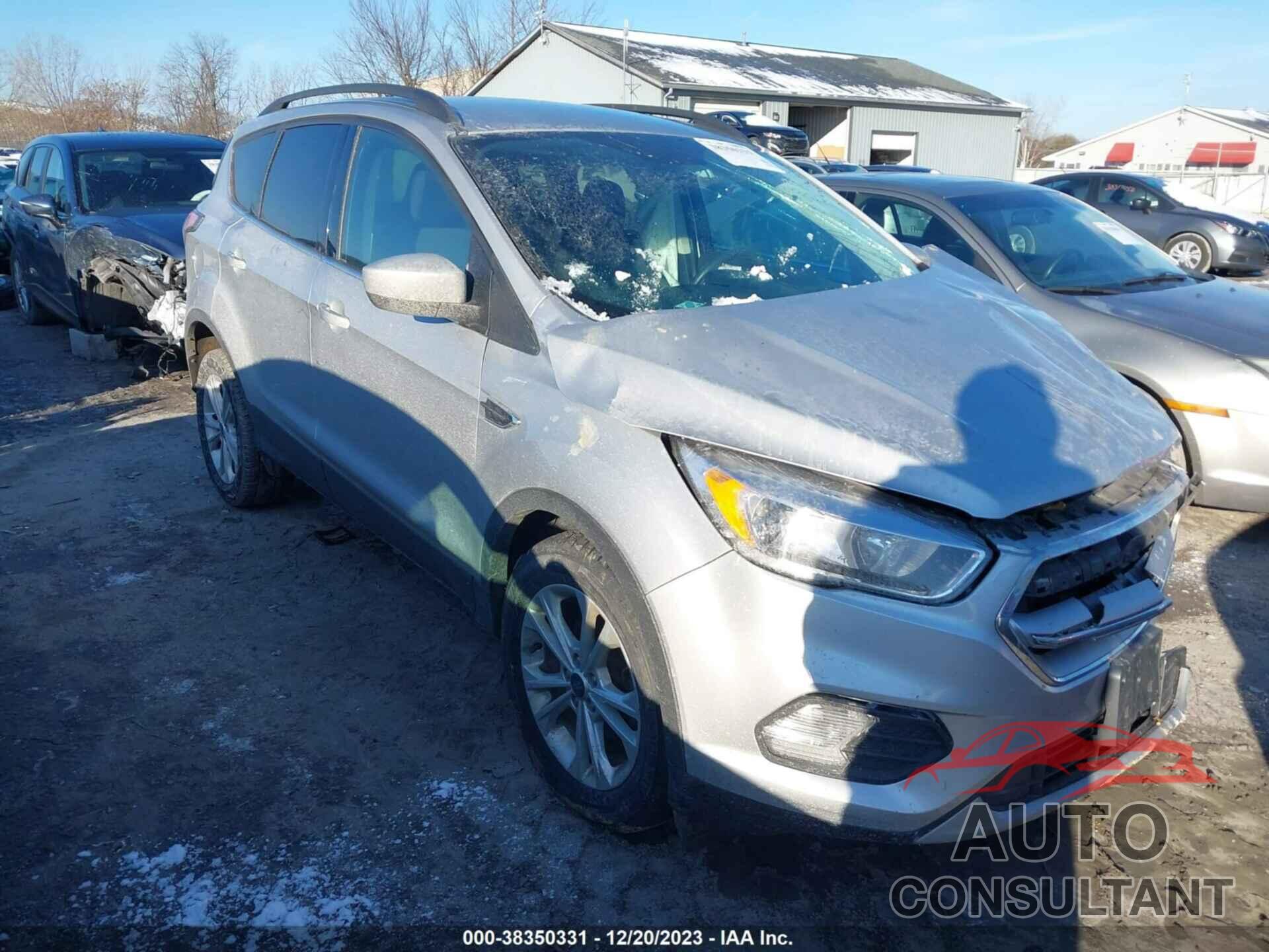 FORD ESCAPE 2018 - 1FMCU0GD7JUD42268