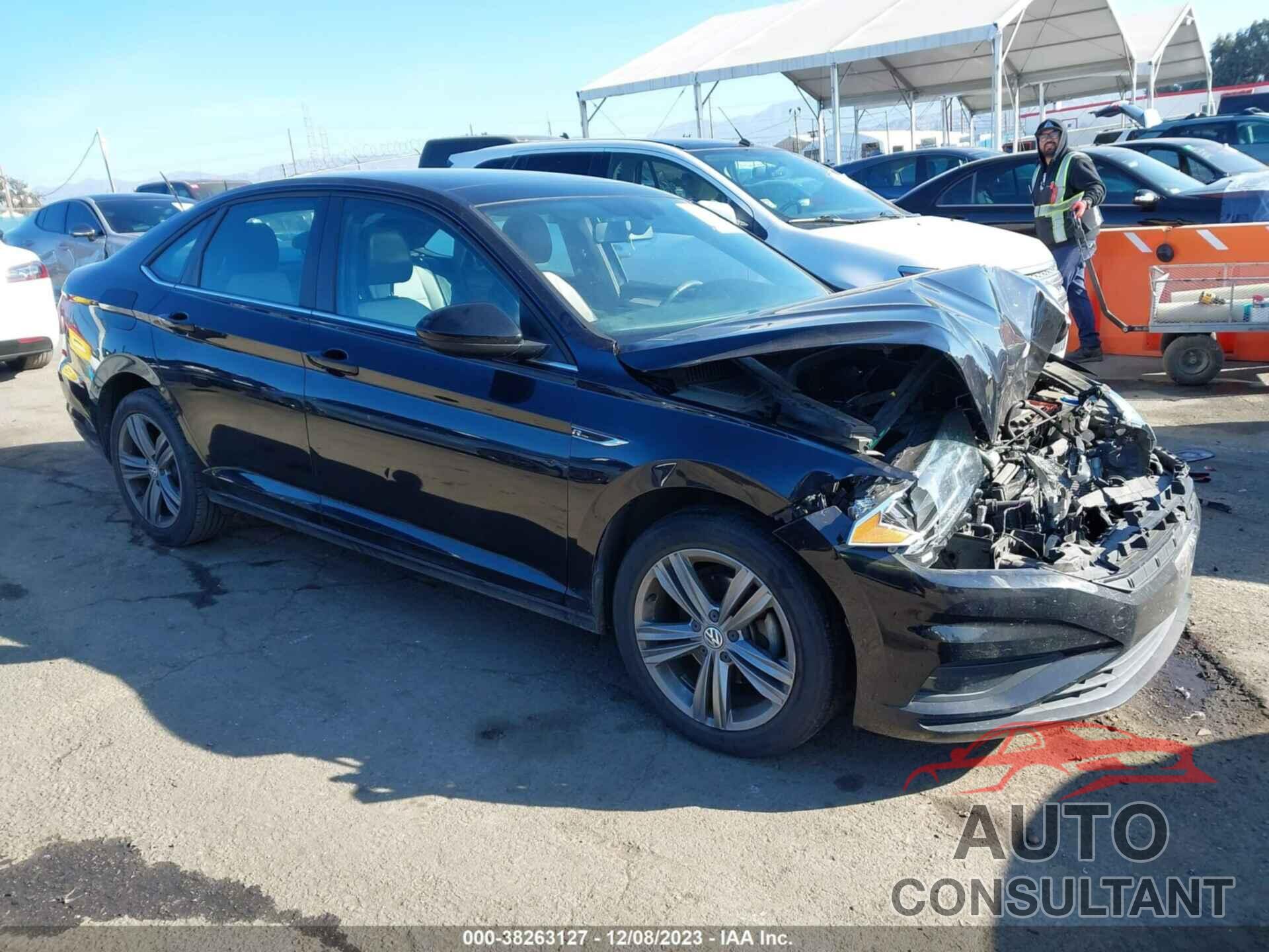 VOLKSWAGEN JETTA 2019 - 3VWC57BU7KM168609