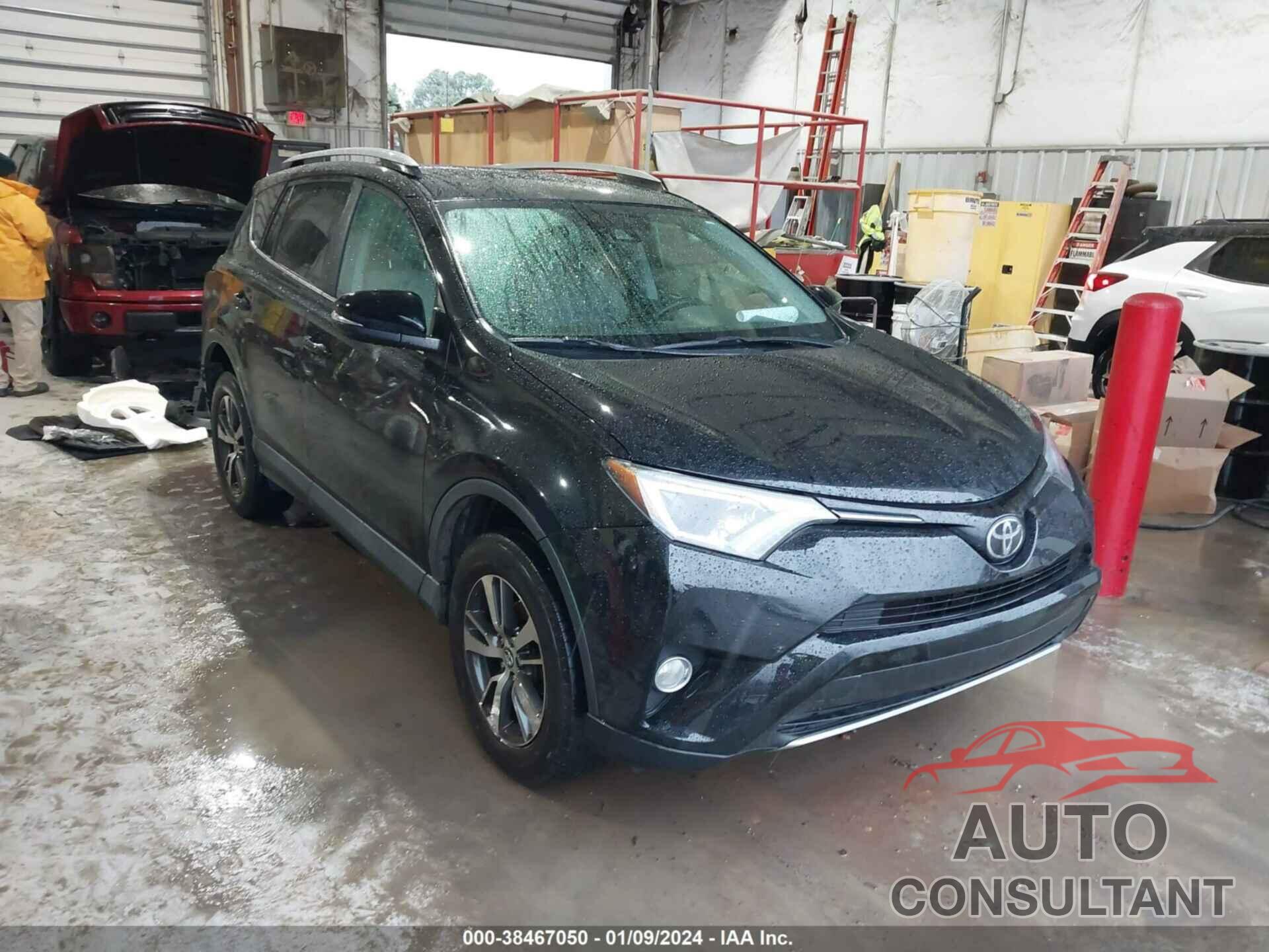 TOYOTA RAV4 2018 - 2T3WFREV2JW411382