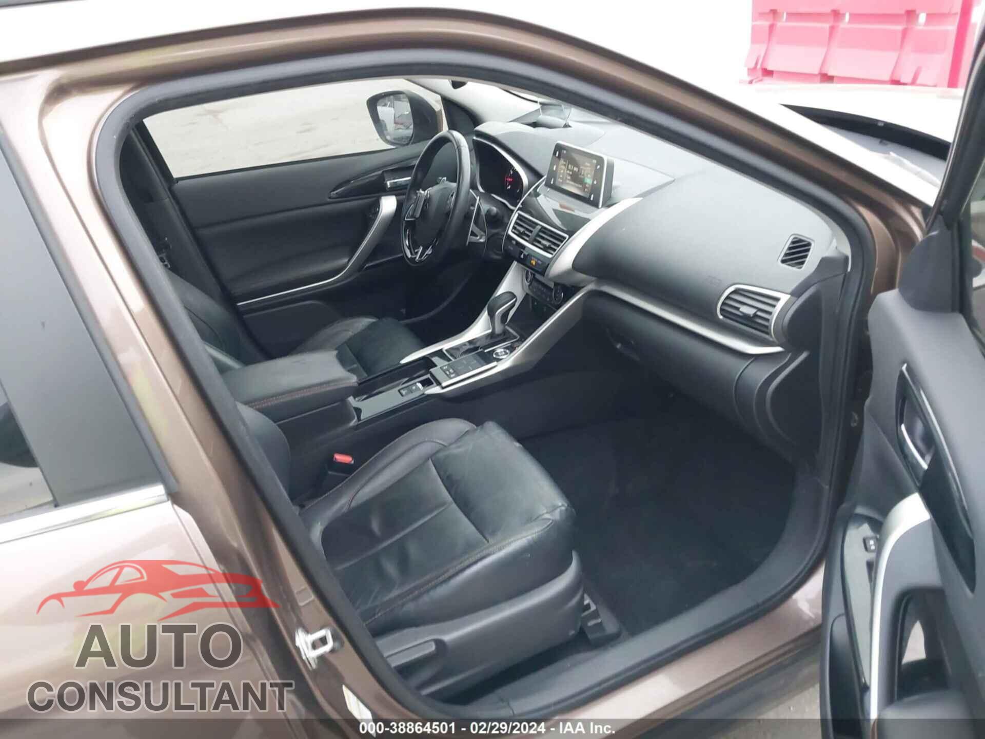 MITSUBISHI ECLIPSE CROSS 2018 - JA4AT5AAXJZ044014