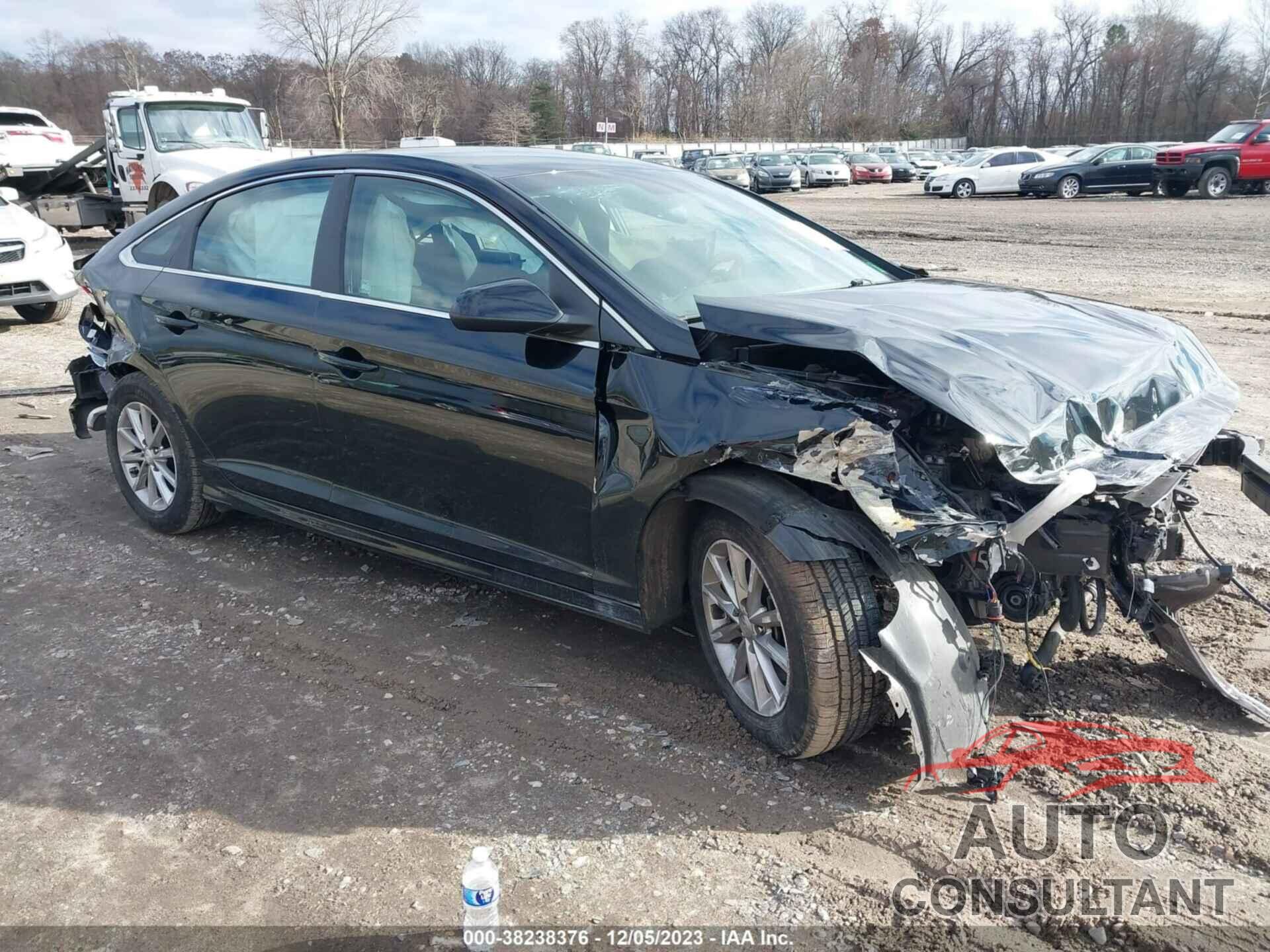 HYUNDAI SONATA 2018 - 5NPE24AF1JH704884