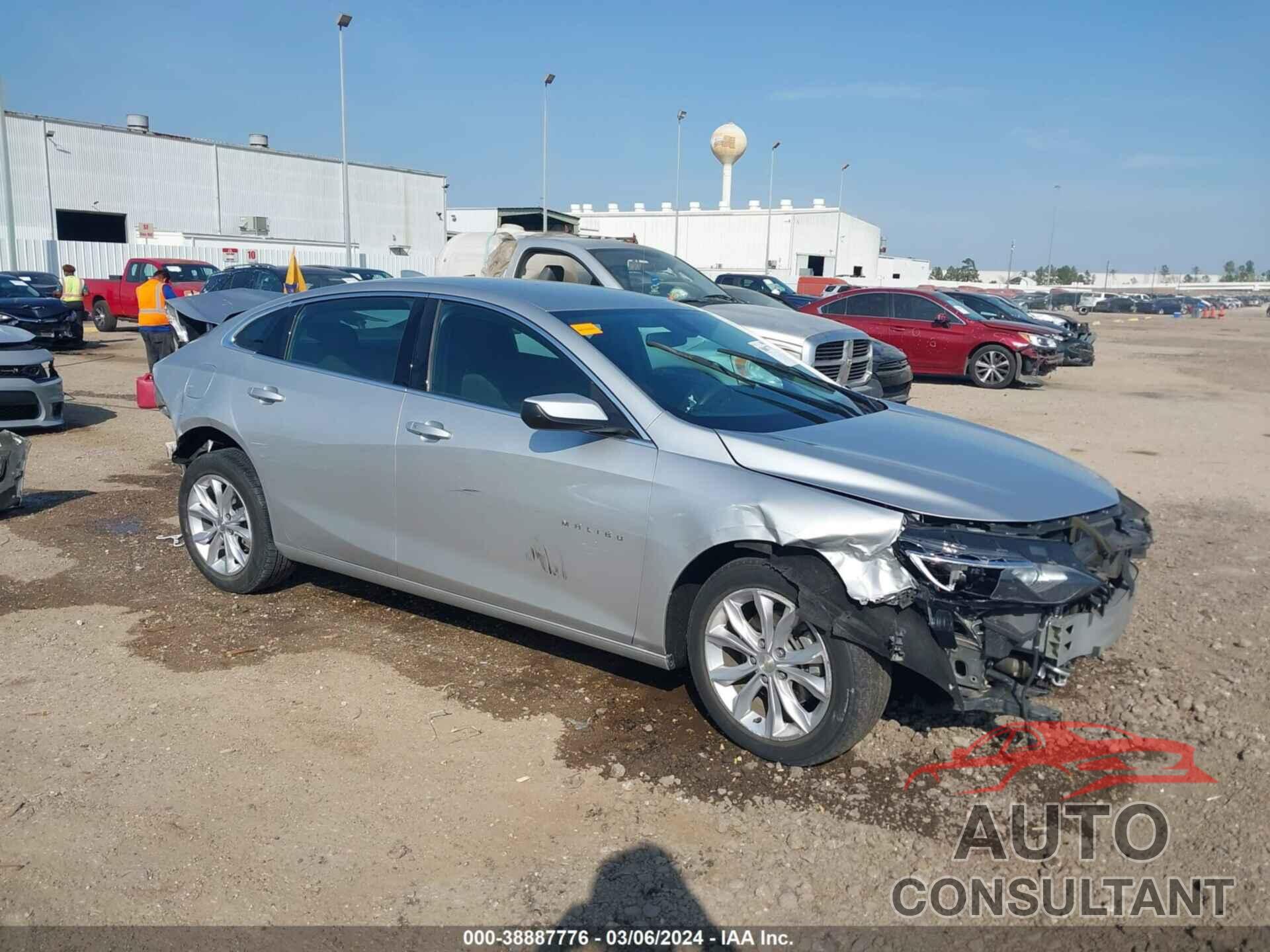 CHEVROLET MALIBU 2019 - 1G1ZD5ST9KF161861