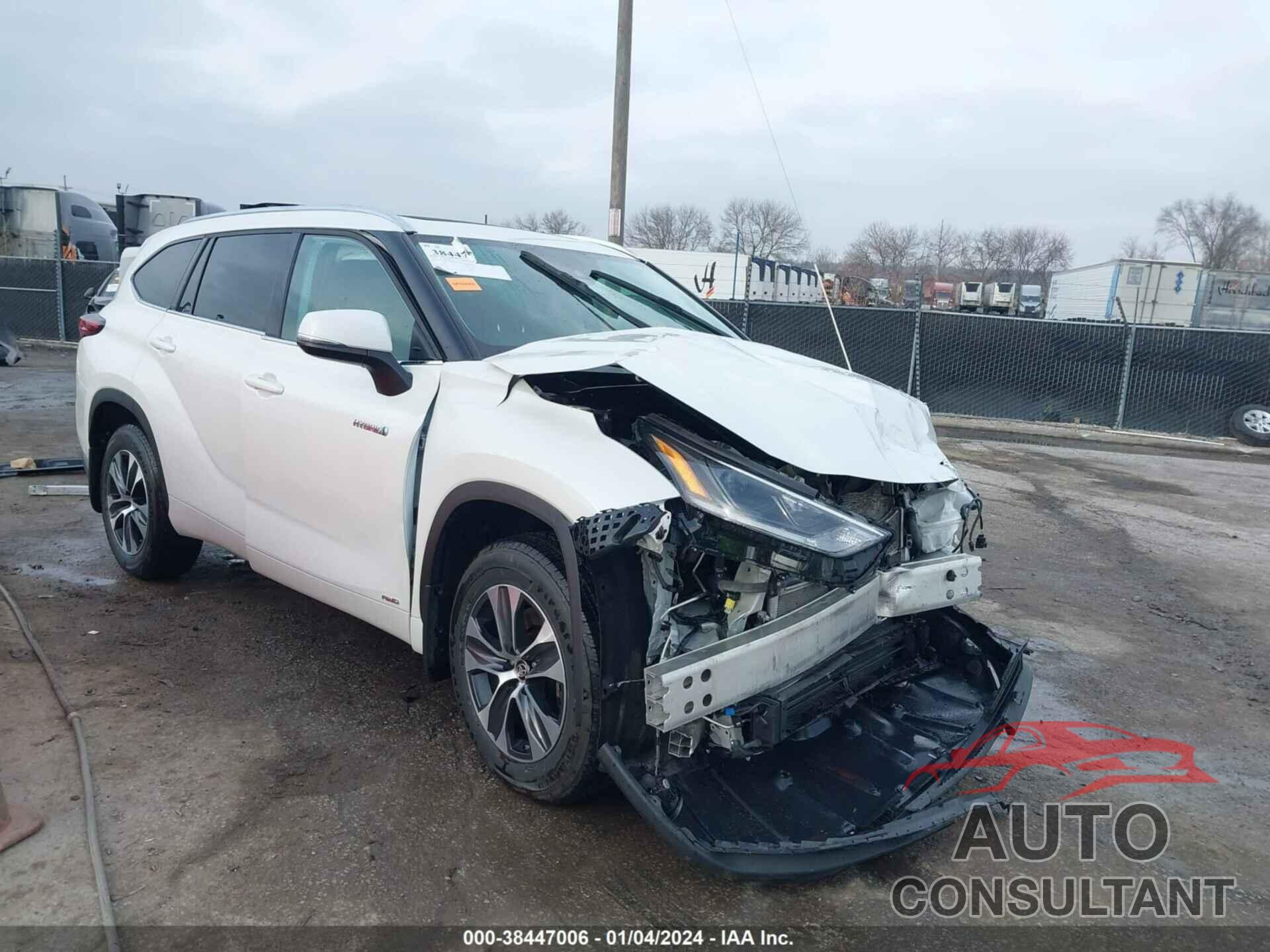 TOYOTA HIGHLANDER 2021 - 5TDGBRCH2MS529225