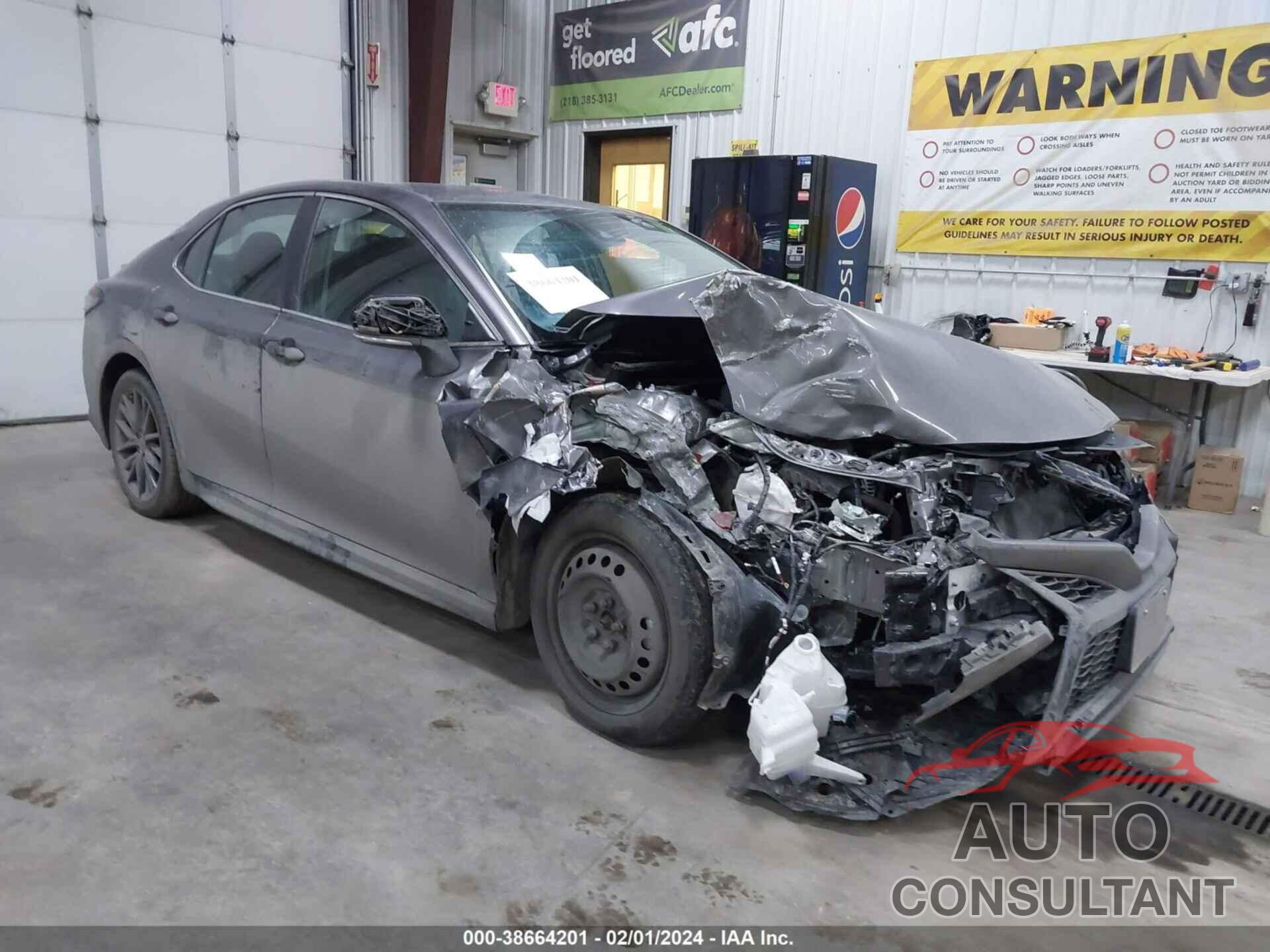 TOYOTA CAMRY 2023 - 4T1G11AK8PU751279
