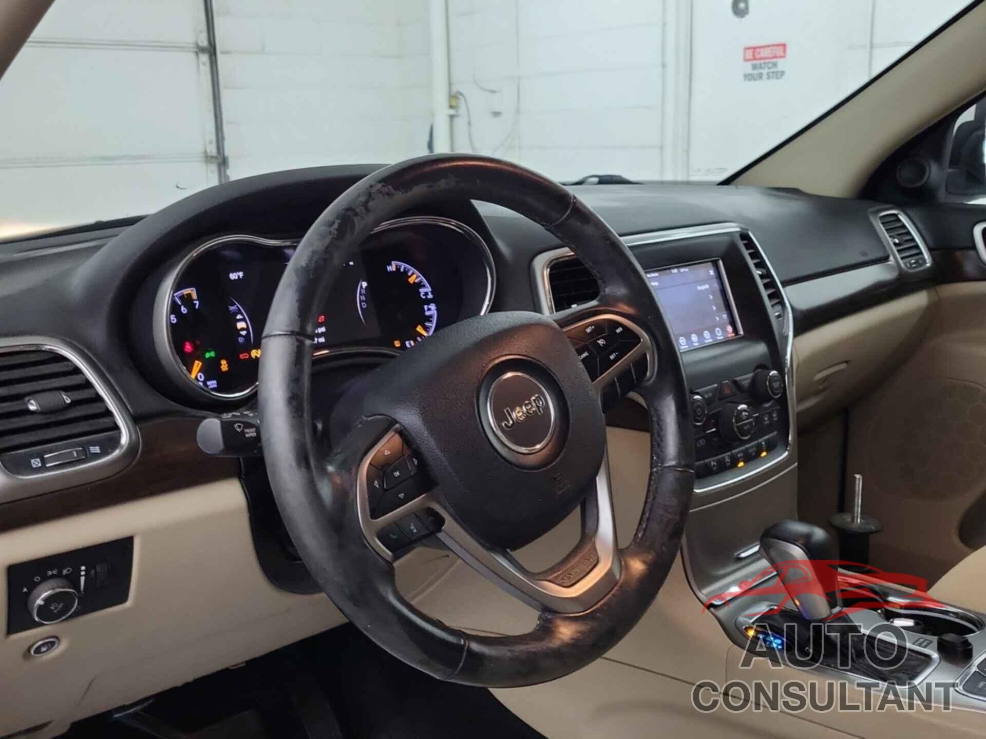 JEEP GRAND CHEROKEE 2018 - 1C4RJFAG8JC302767