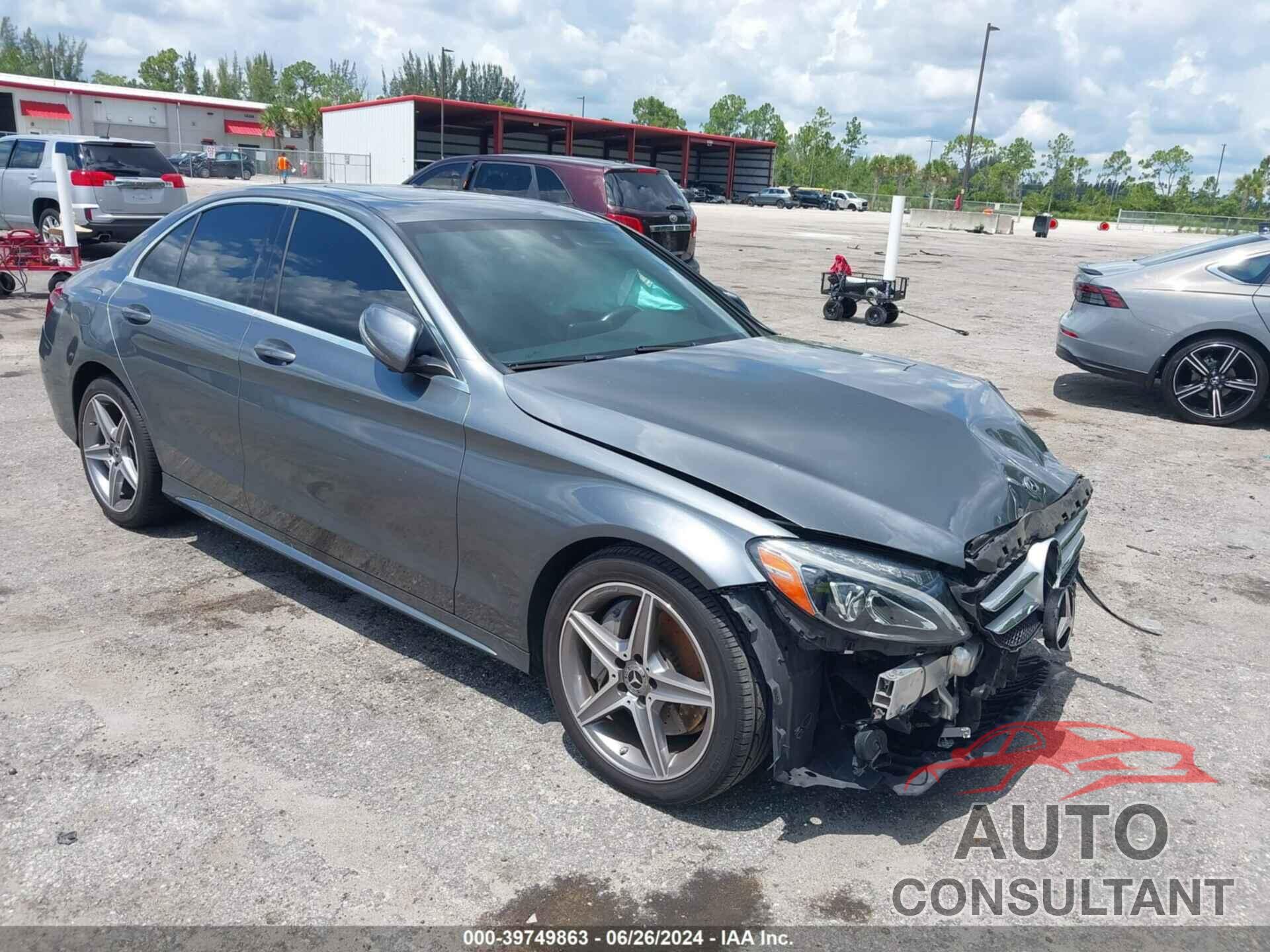 MERCEDES-BENZ C 300 2018 - 55SWF4JB0JU250663