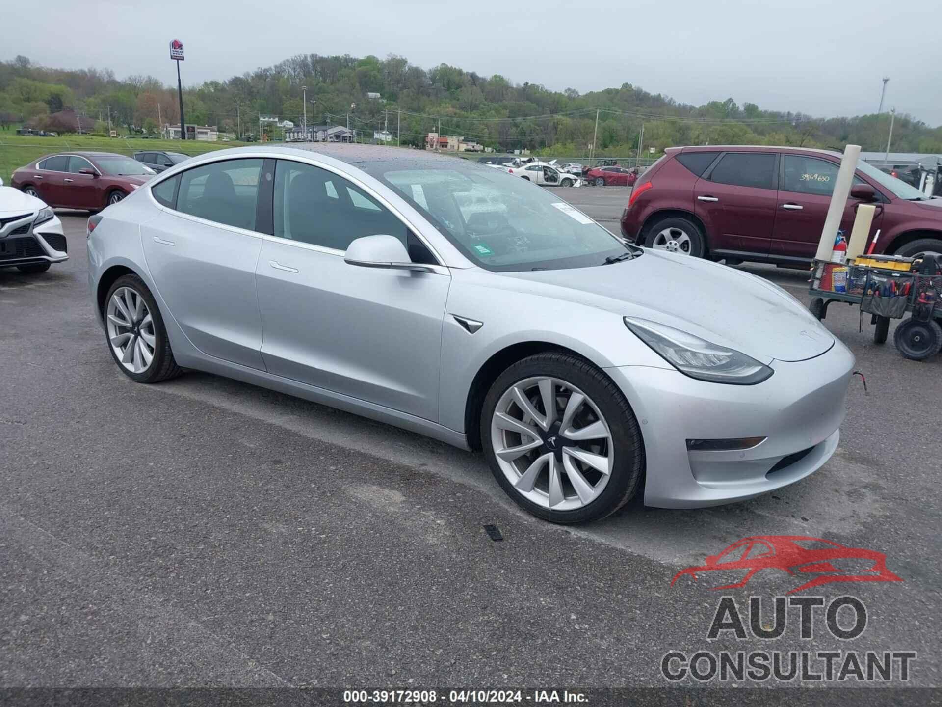 TESLA MODEL 3 2018 - 5YJ3E1EA4JF036900