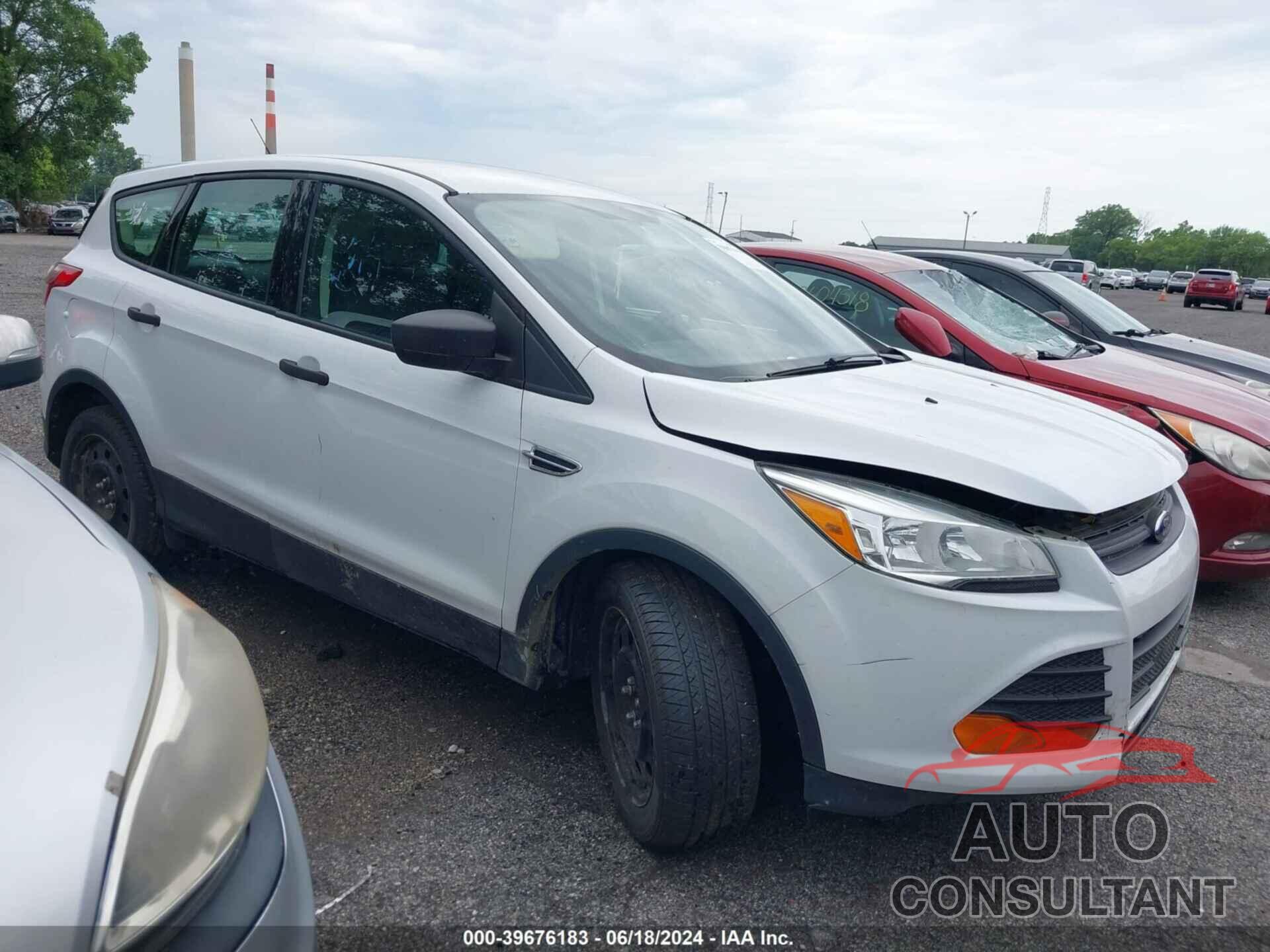 FORD ESCAPE 2016 - 1FMCU0F72GUB93532