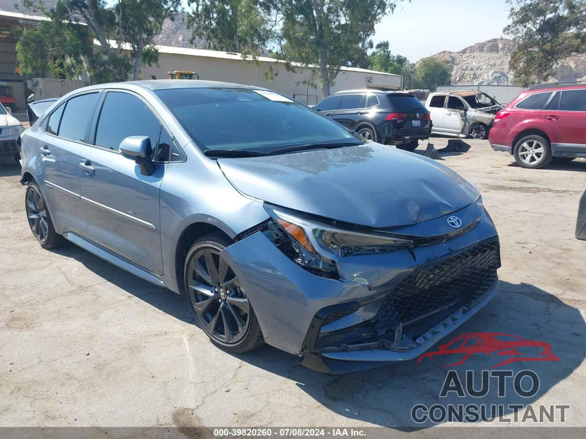 TOYOTA COROLLA 2024 - JTDBCMFE7R3031218