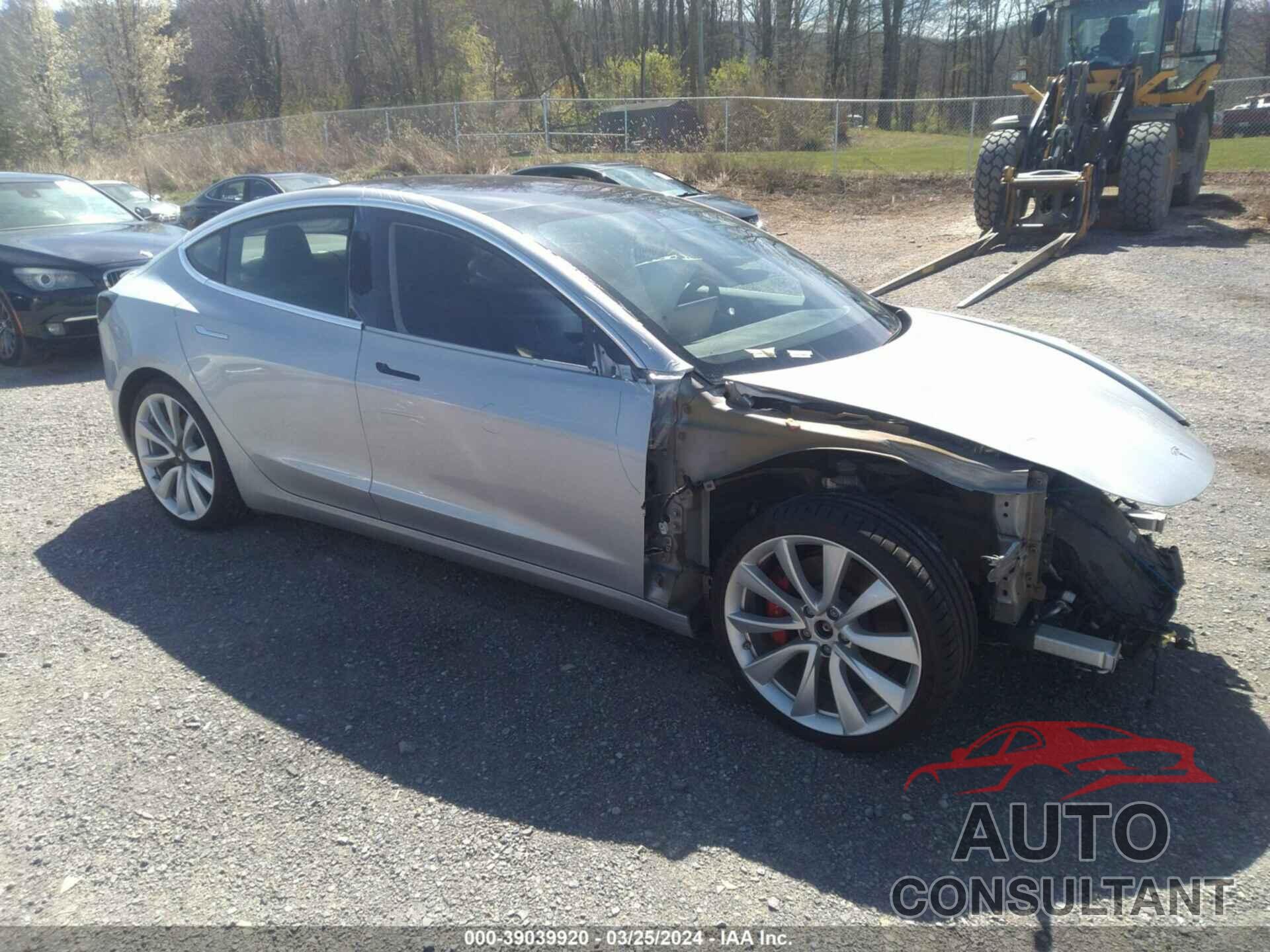 TESLA MODEL 3 2018 - 5YJ3E1EB0JF072074