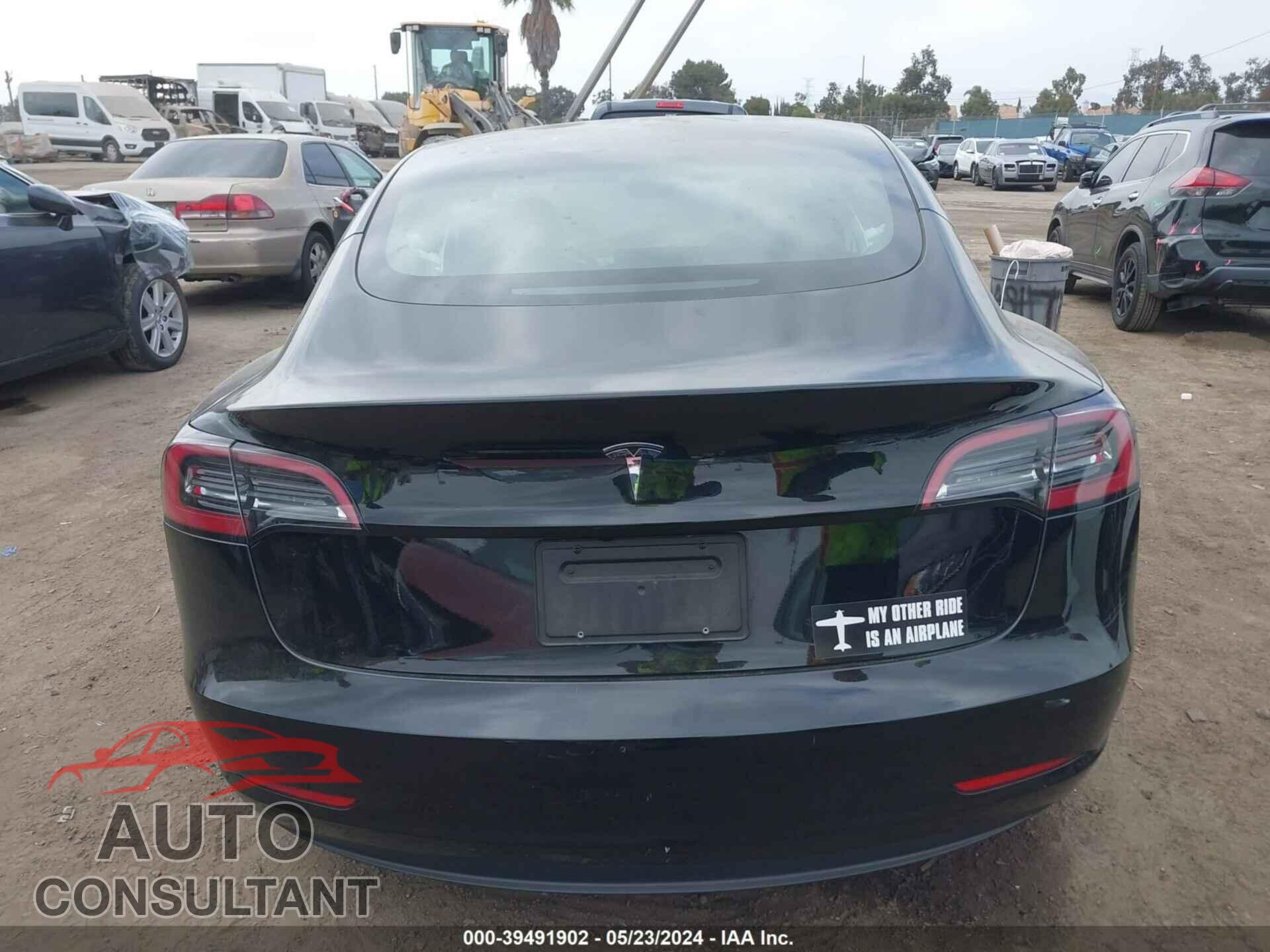 TESLA MODEL 3 2023 - 5YJ3E1EA0PF680287