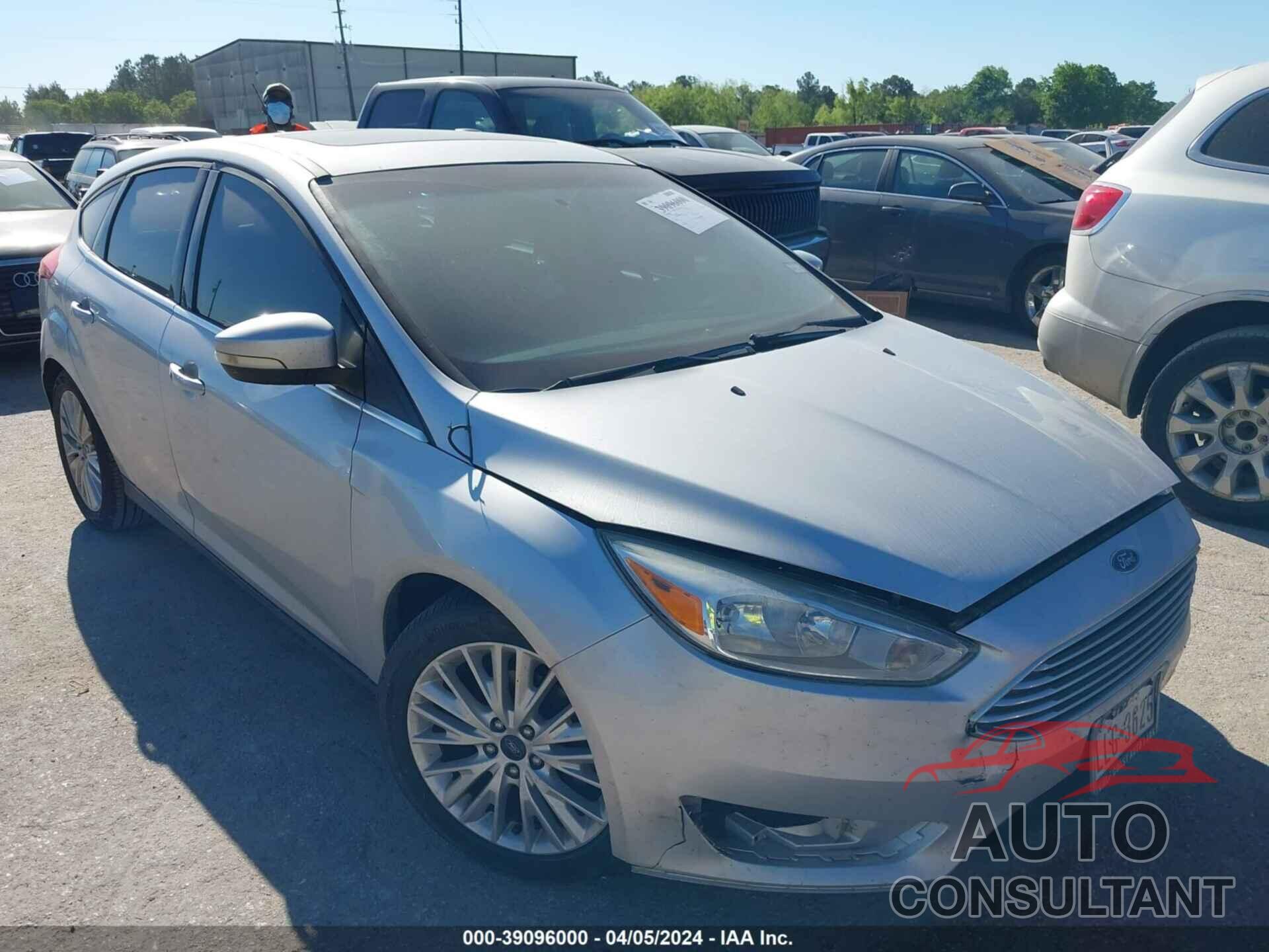 FORD FOCUS 2017 - 1FADP3N29HL287251