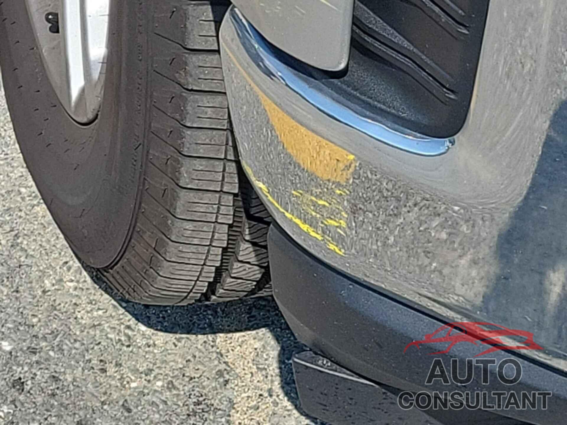 CHEVROLET SILVERADO 1500 2021 - 1GCUYDEDXMZ236671
