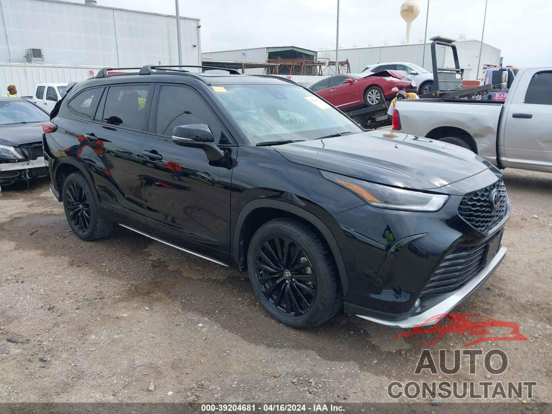 TOYOTA HIGHLANDER 2023 - 5TDKDRAH7PS020792