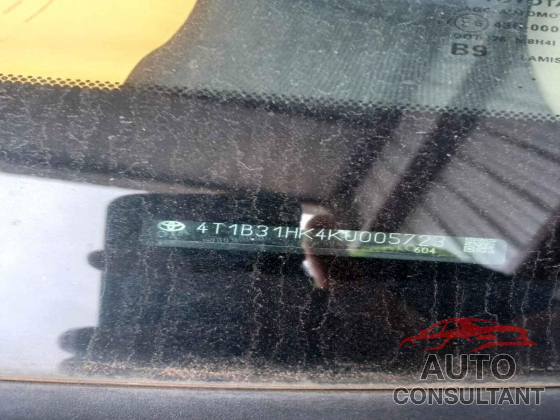 TOYOTA CAMRY 2019 - 4T1B31HK4KU005723