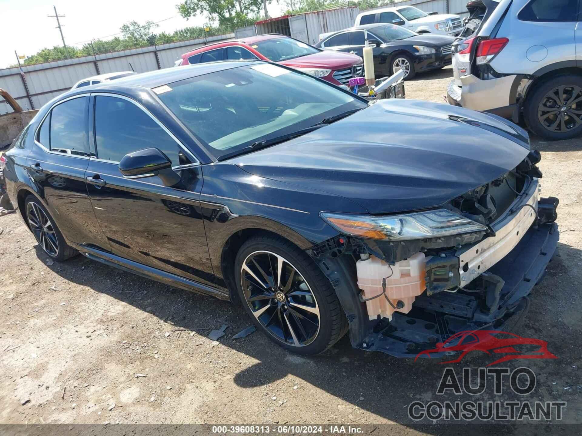 TOYOTA CAMRY 2019 - 4T1B61HK2KU716635