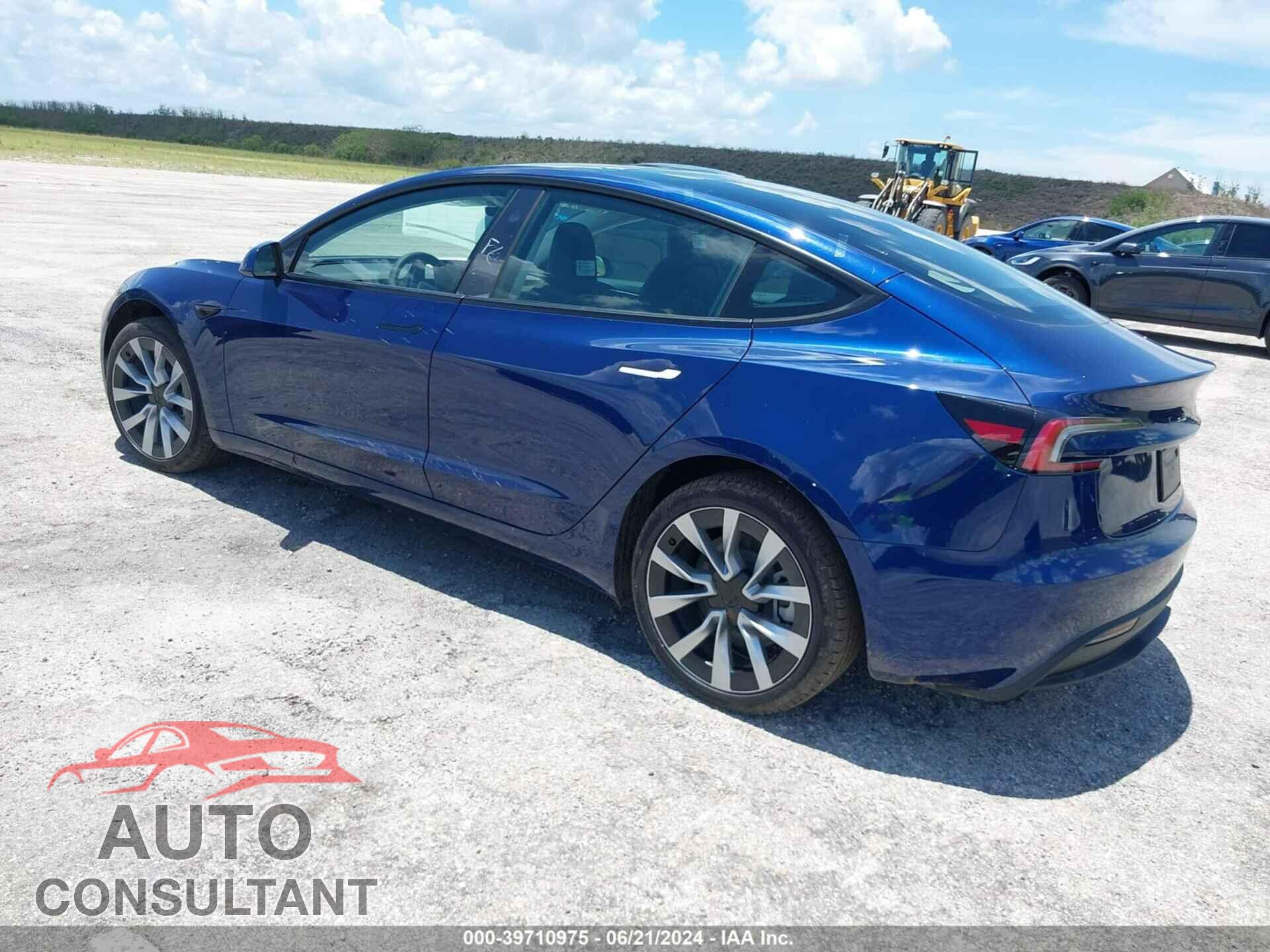 TESLA MODEL 3 2024 - 5YJ3E1EA1RF752679