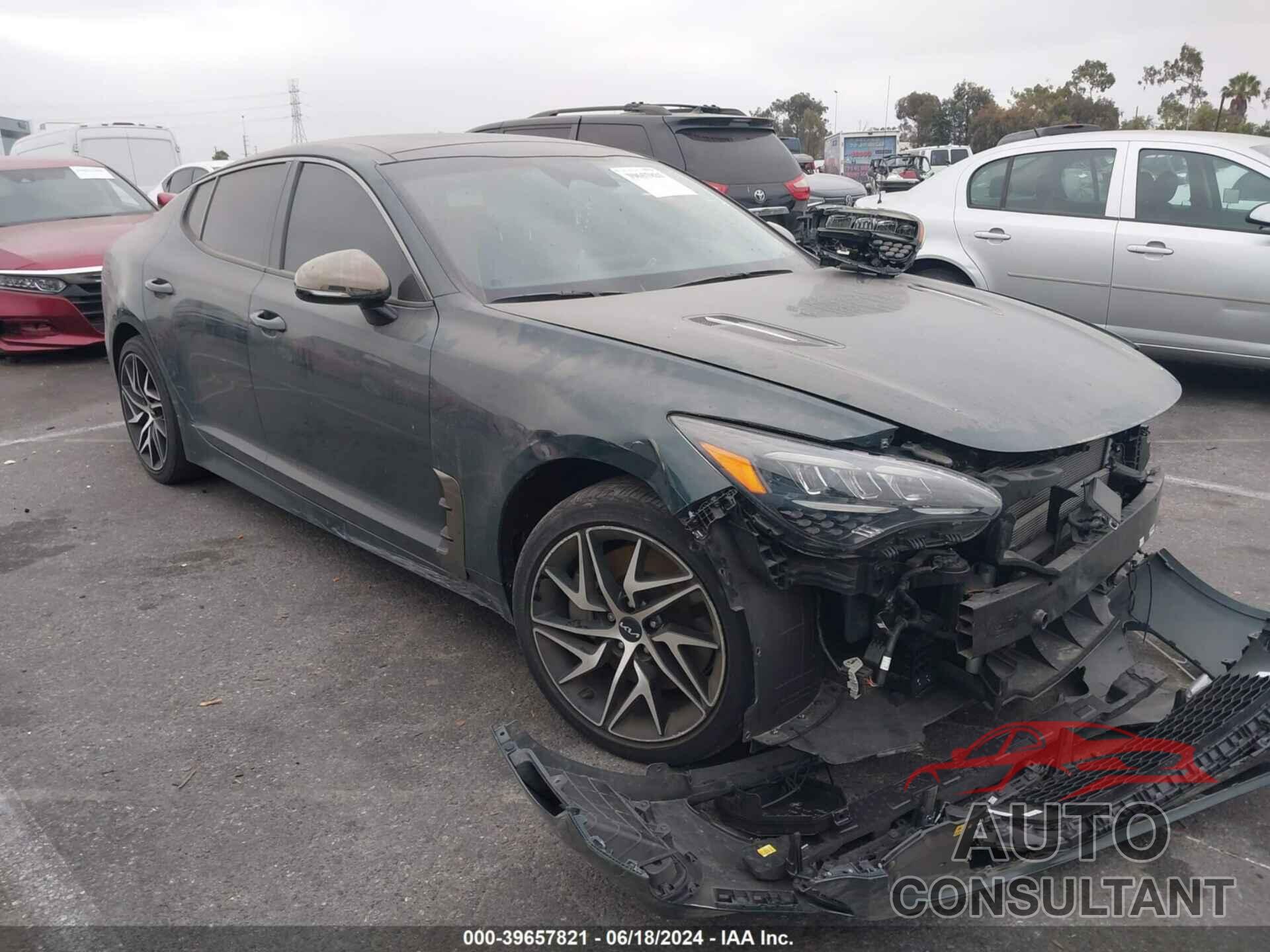 KIA STINGER 2022 - KNAE35LD2N6115998